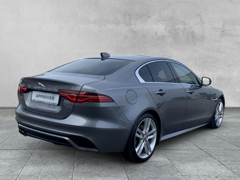 Jaguar XE R-DYNAMIC SE D180 HEAD-UP+DAB+KEYLESS ENTRY — photo 2