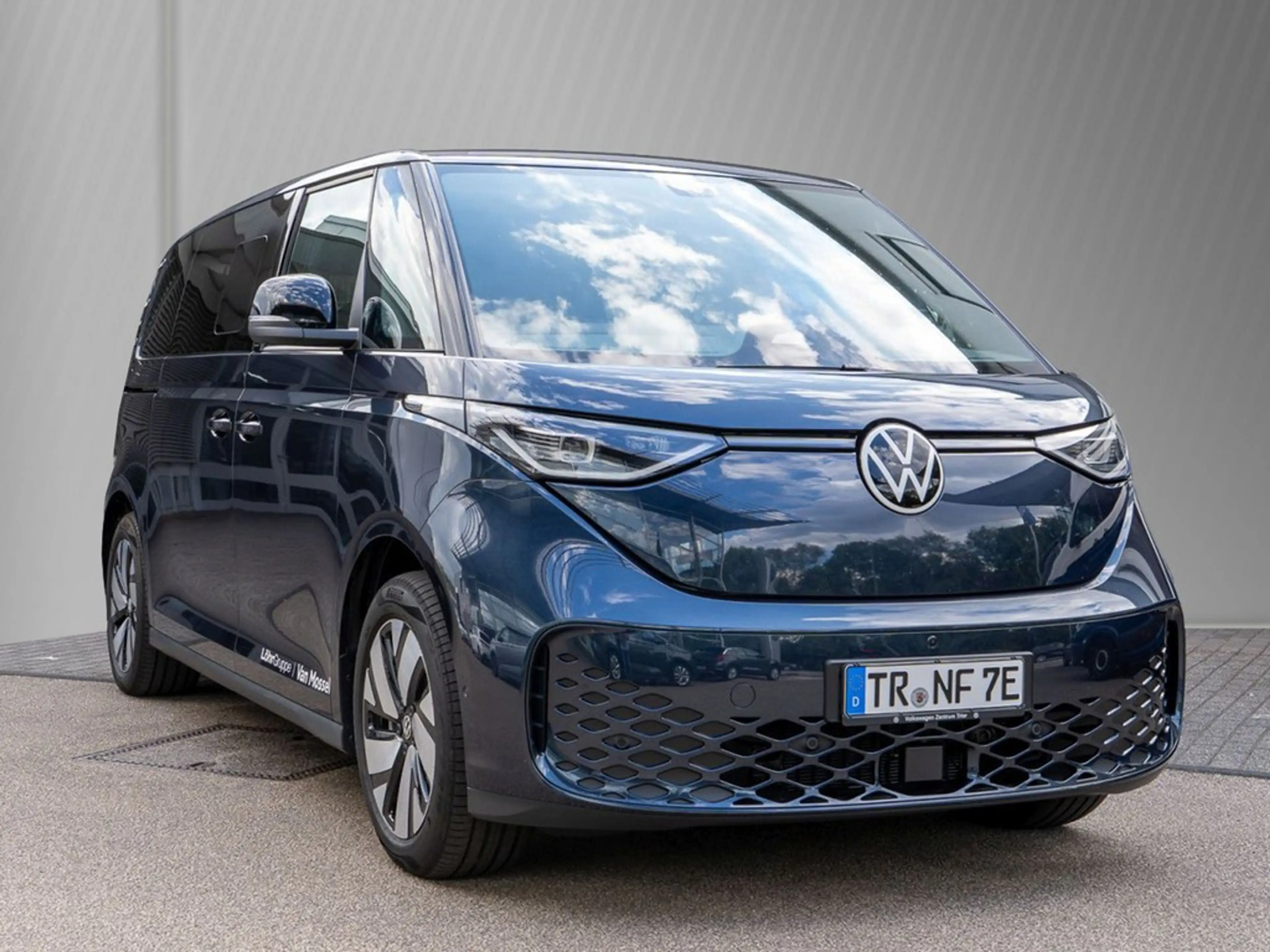 Volkswagen ID. Buzz ID.Buzz LR Energy AHK, IQ Light, 7 Sitzer — photo 3
