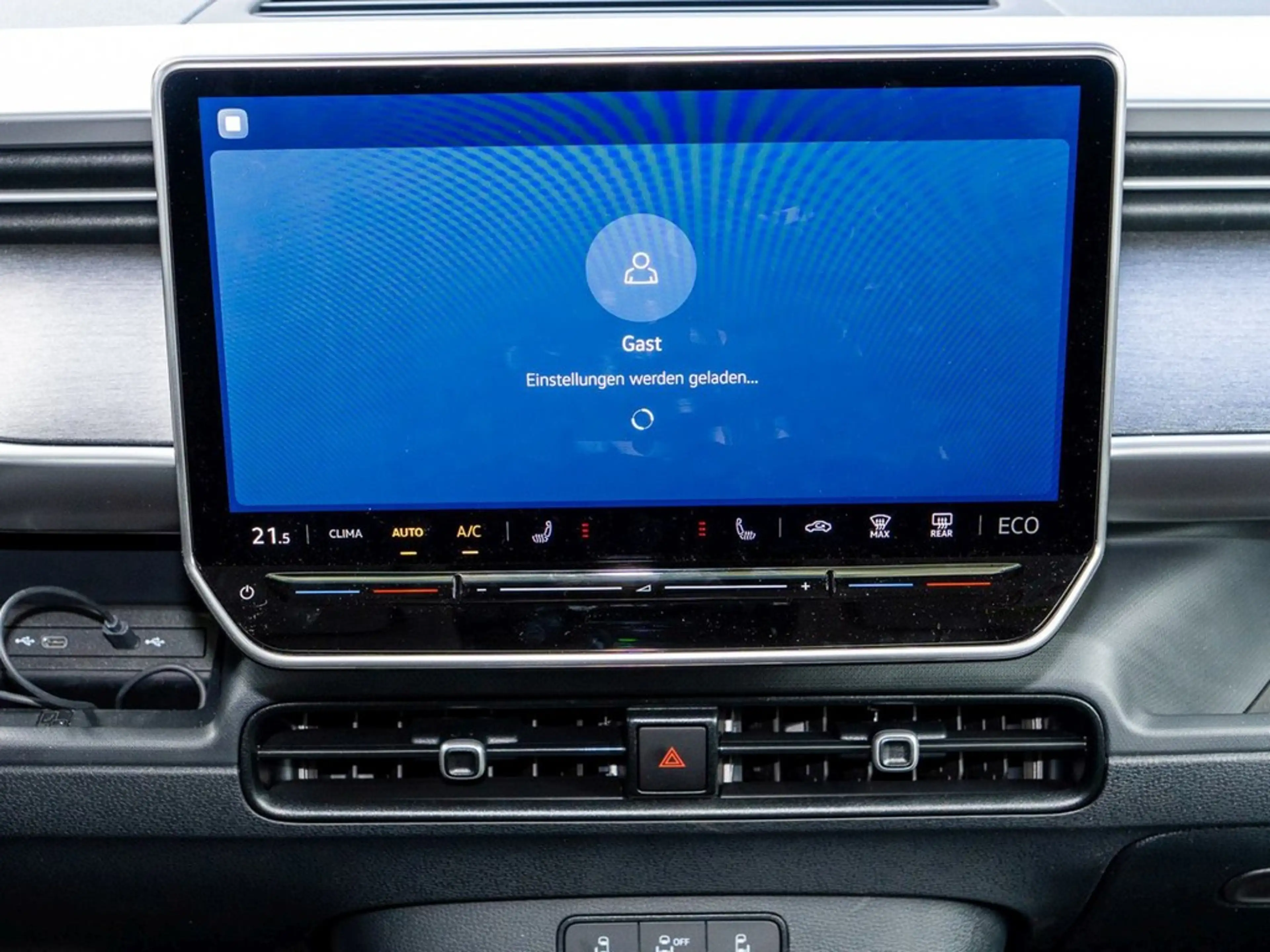 Volkswagen ID. Buzz ID.Buzz LR Energy AHK, IQ Light, 7 Sitzer — photo 11