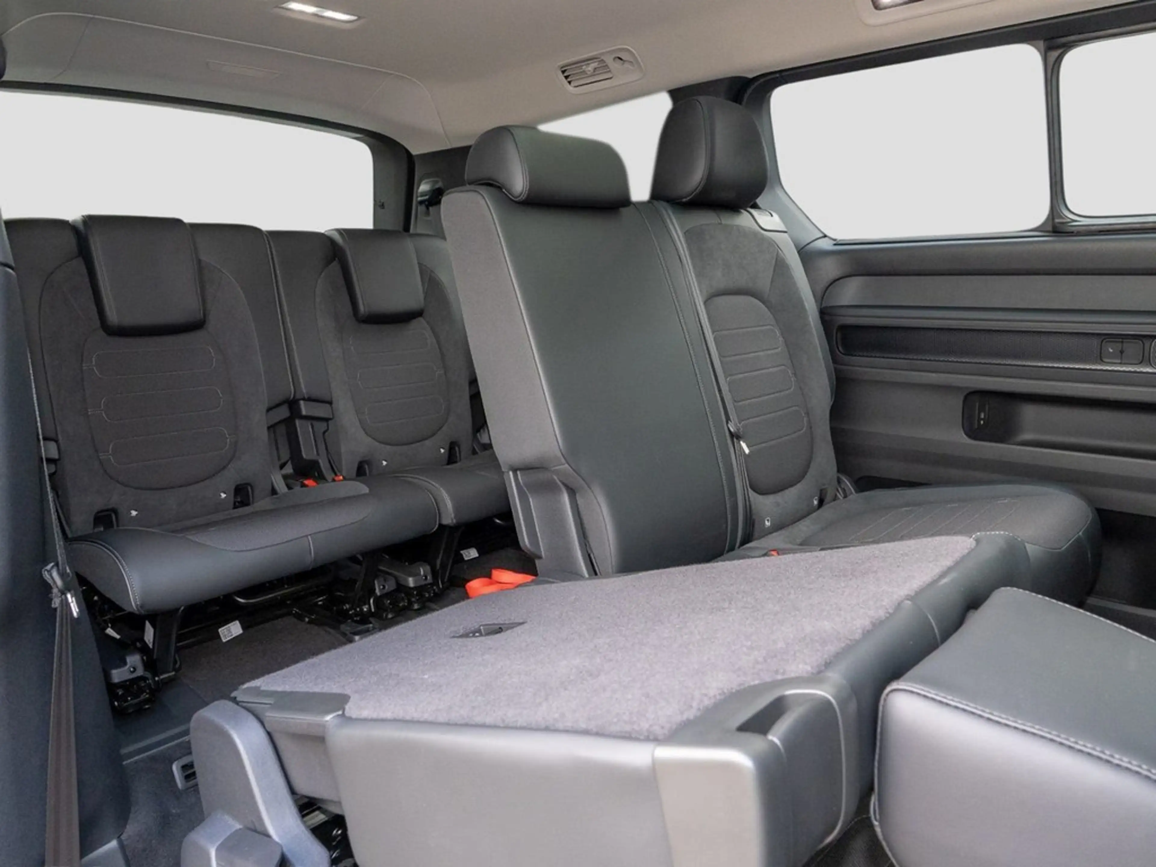 Volkswagen ID. Buzz ID.Buzz LR Energy AHK, IQ Light, 7 Sitzer — photo 9
