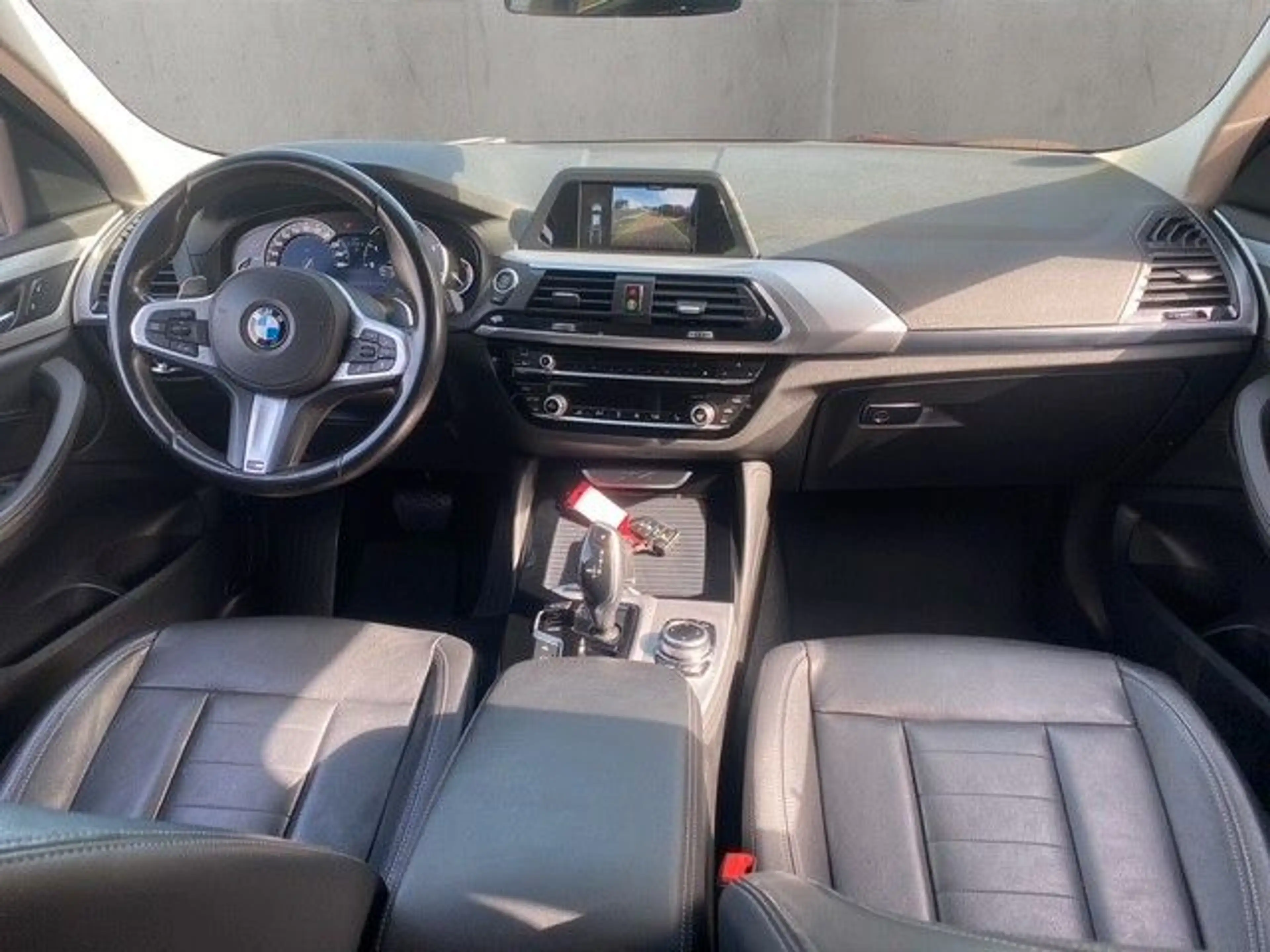 BMW X4 xDrive 25 d Advantage — photo 12