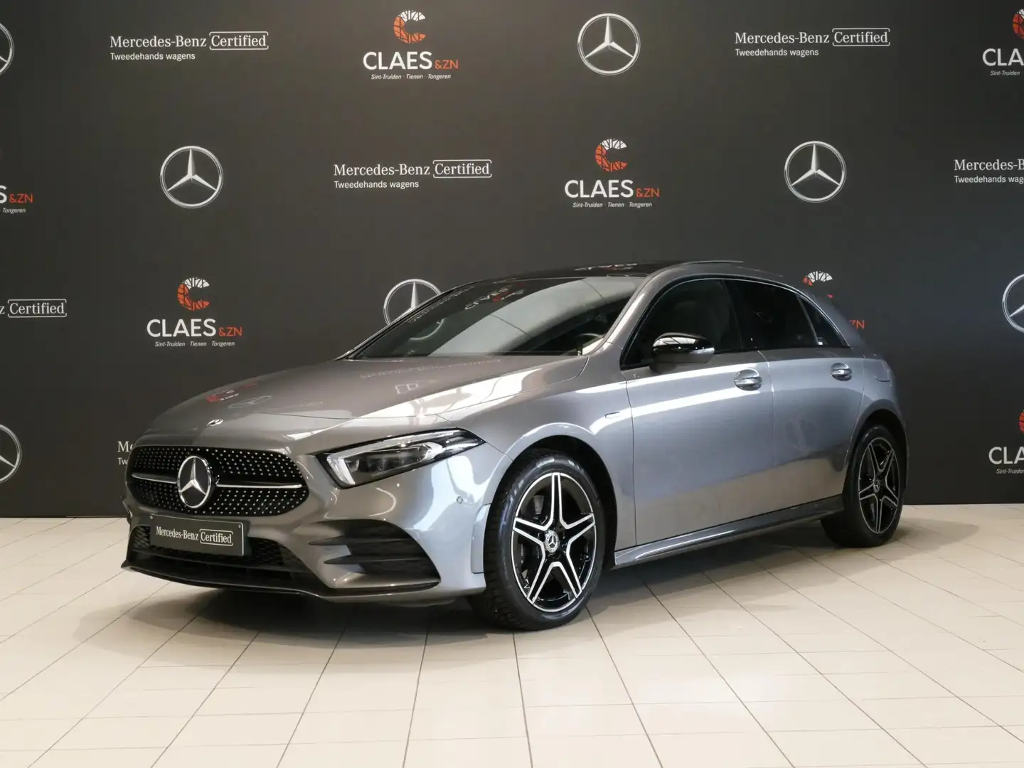 Mercedes-Benz A 250 250e AMG Line DOS 7541 Grau - 1