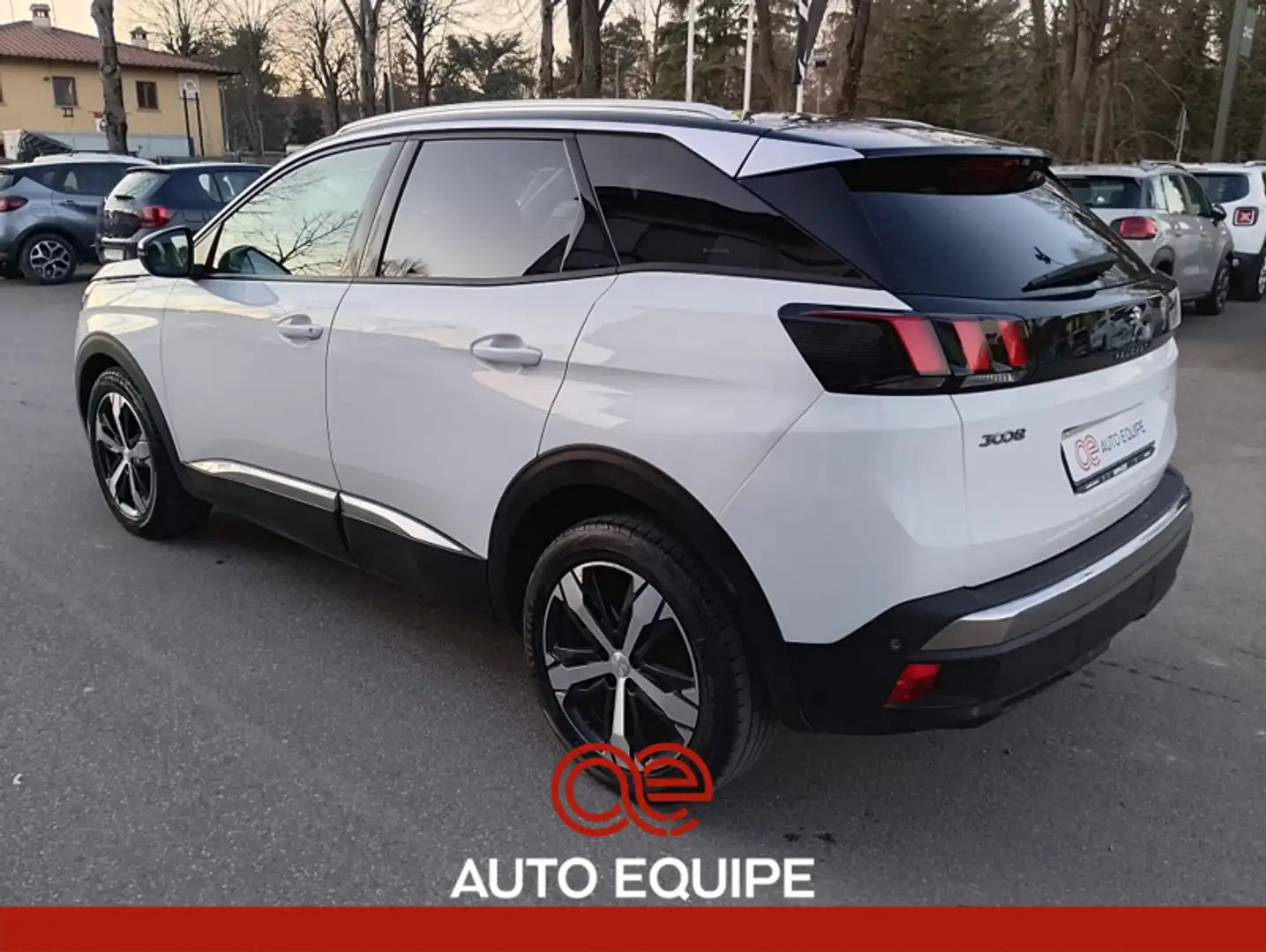 Peugeot 3008 BlueHDi 130 EAT8 S&S Allure Blanc - 2