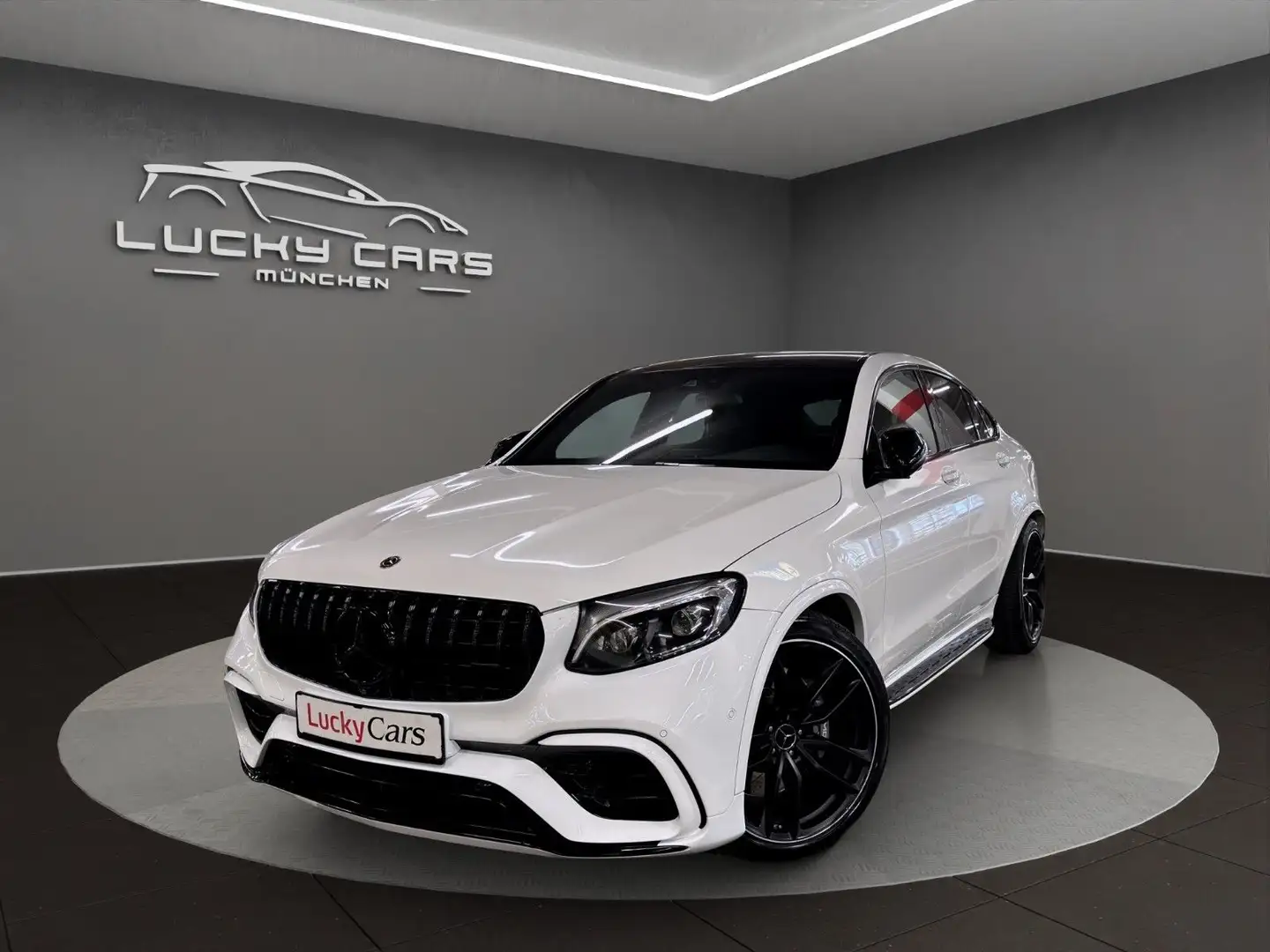Mercedes-Benz GLC 63 AMG Coupe 4Matic *Burmester*360°-Kamera* Bílá - 1