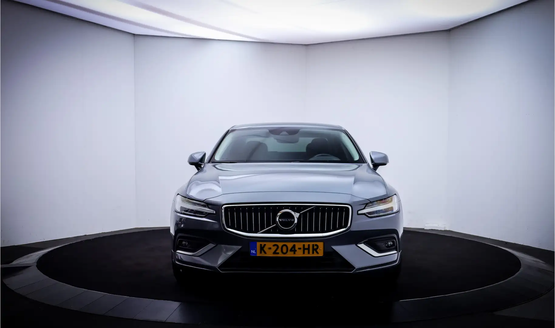 Volvo S60 2.0 B3 Aut.R-DESIGN FULL LED | HARMAN KARDON | MEM Szürke - 2