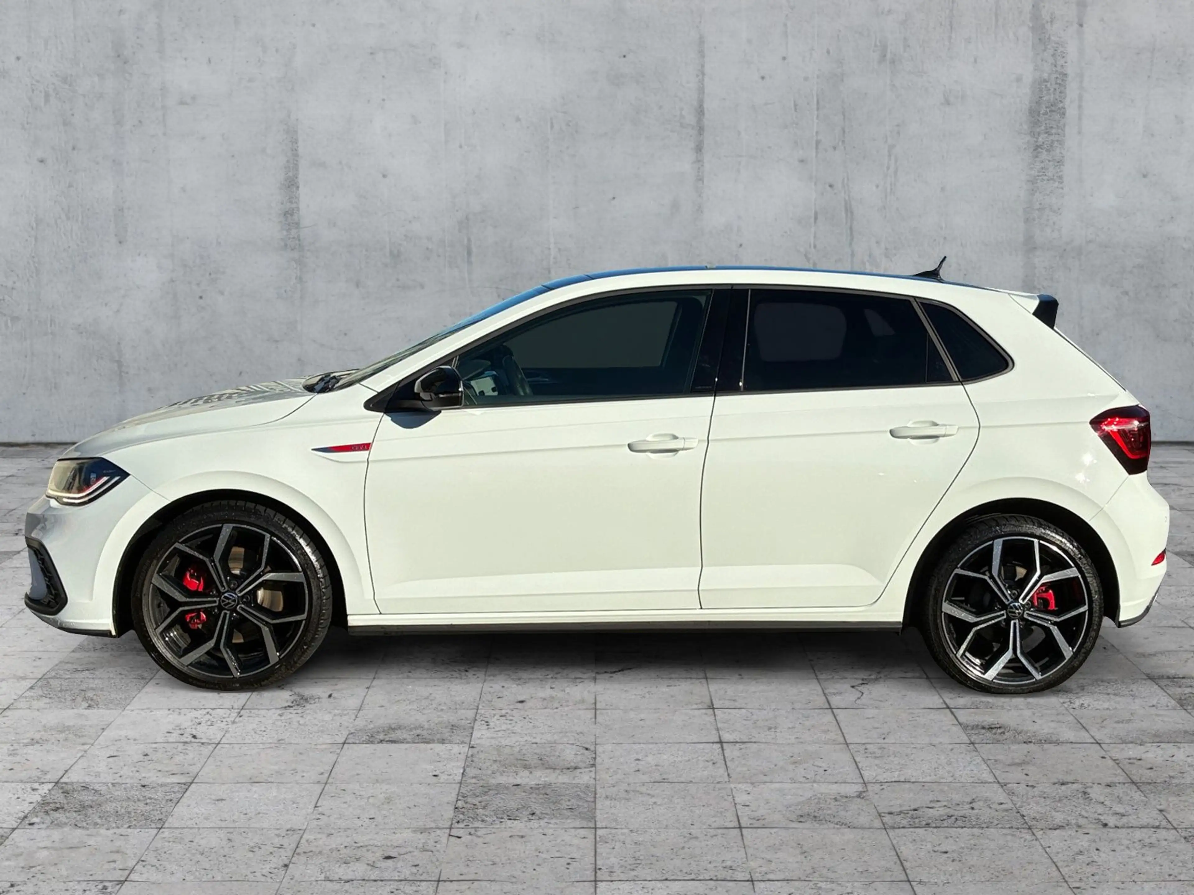 Volkswagen Polo GTI 2.0 TSI DSG MATRIX+NAVI+BEATS+ACC+PANO — photo 4