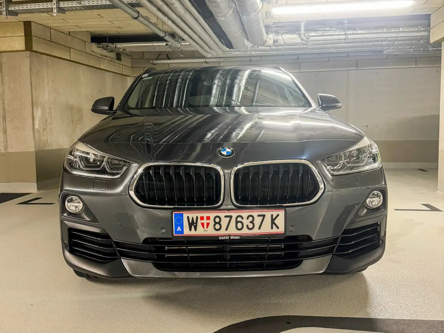 BMW X2 X2 sDrive18i Aut. Grau - 2