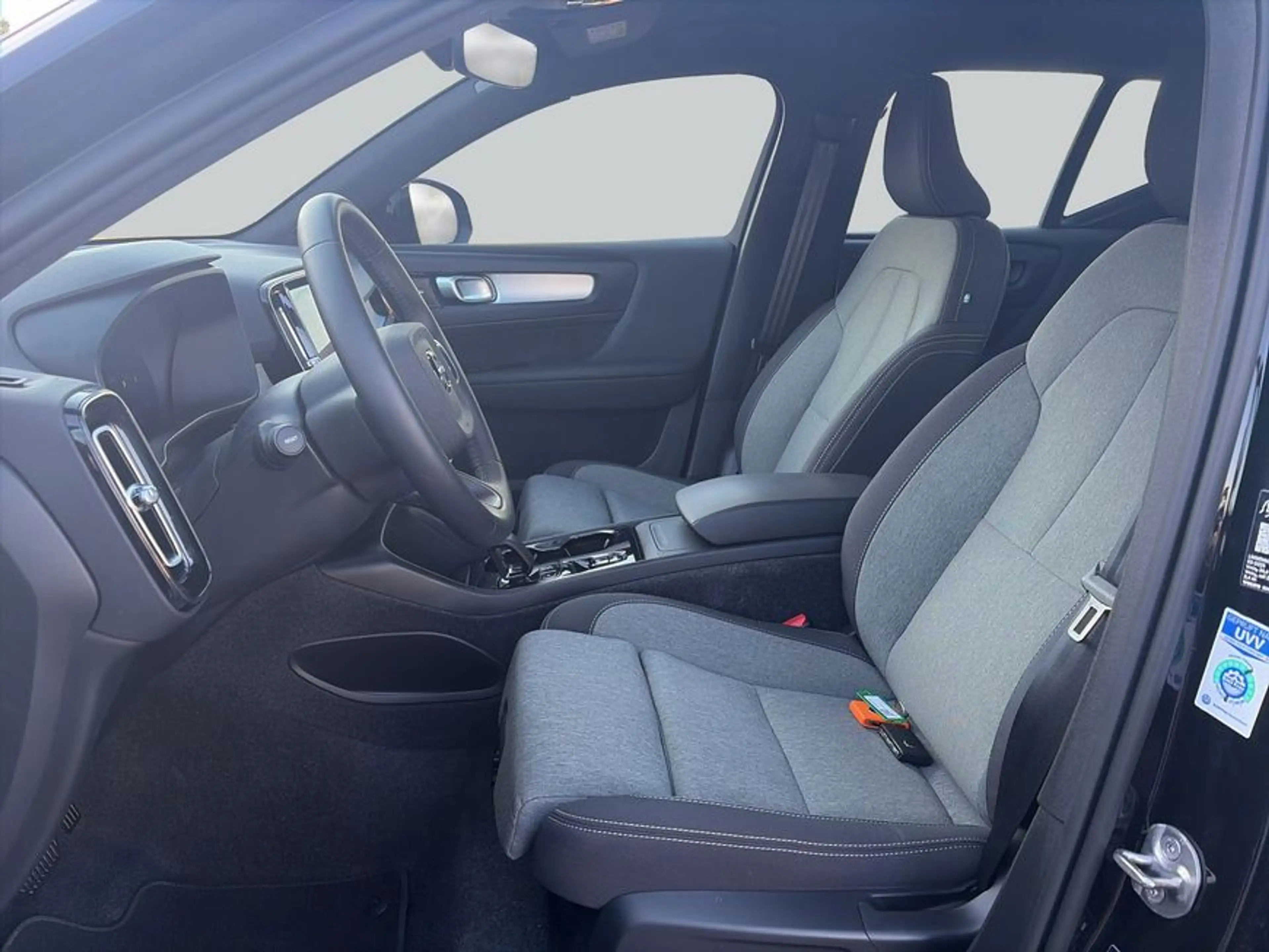 Volvo XC40 XC40 B3 B DKG Plus Black Edition — photo 10