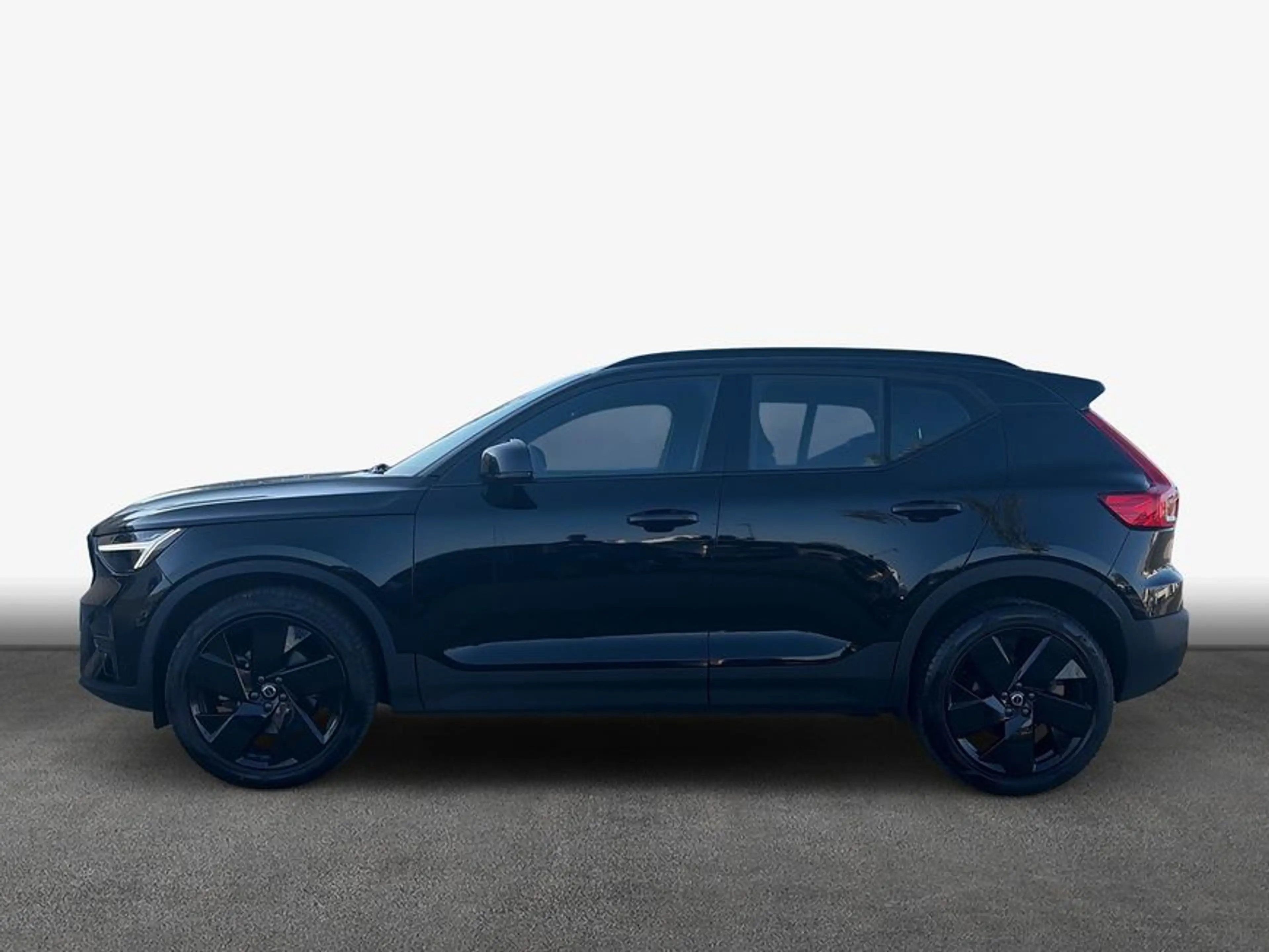 Volvo XC40 XC40 B3 B DKG Plus Black Edition — photo 4