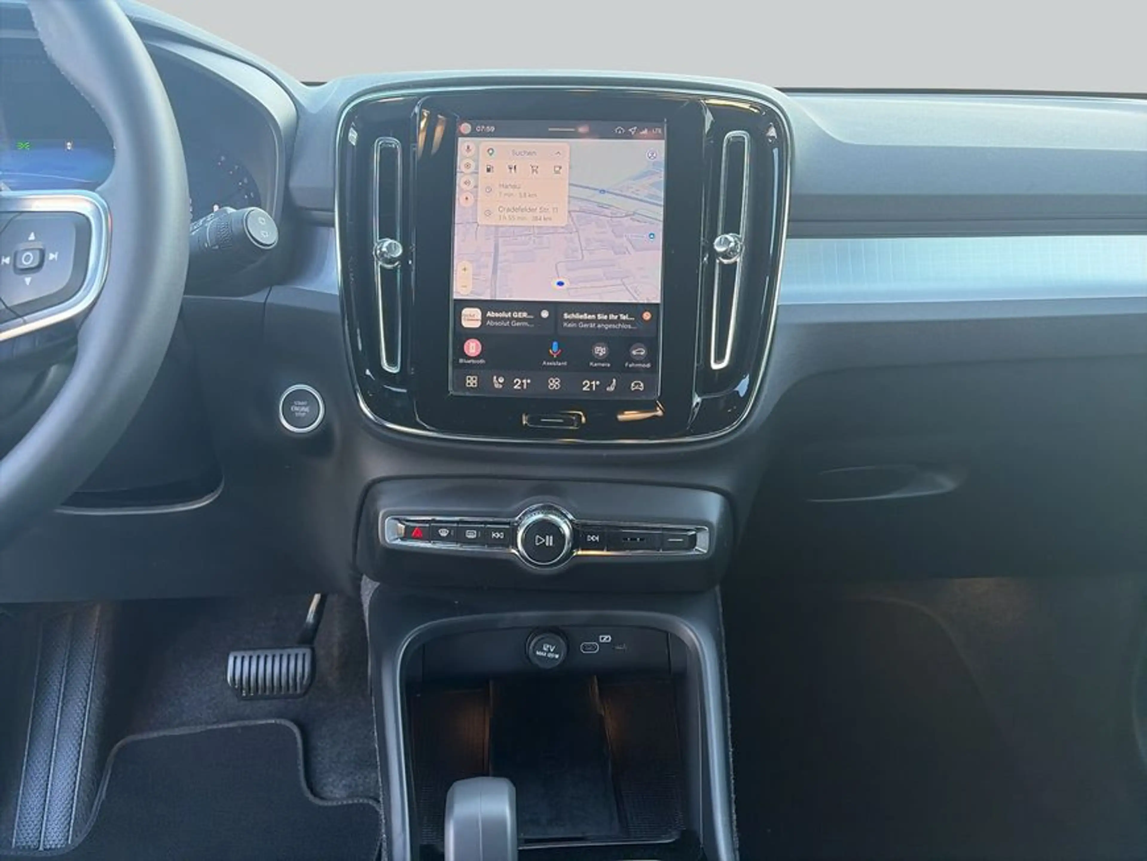 Volvo XC40 XC40 B3 B DKG Plus Black Edition — photo 14