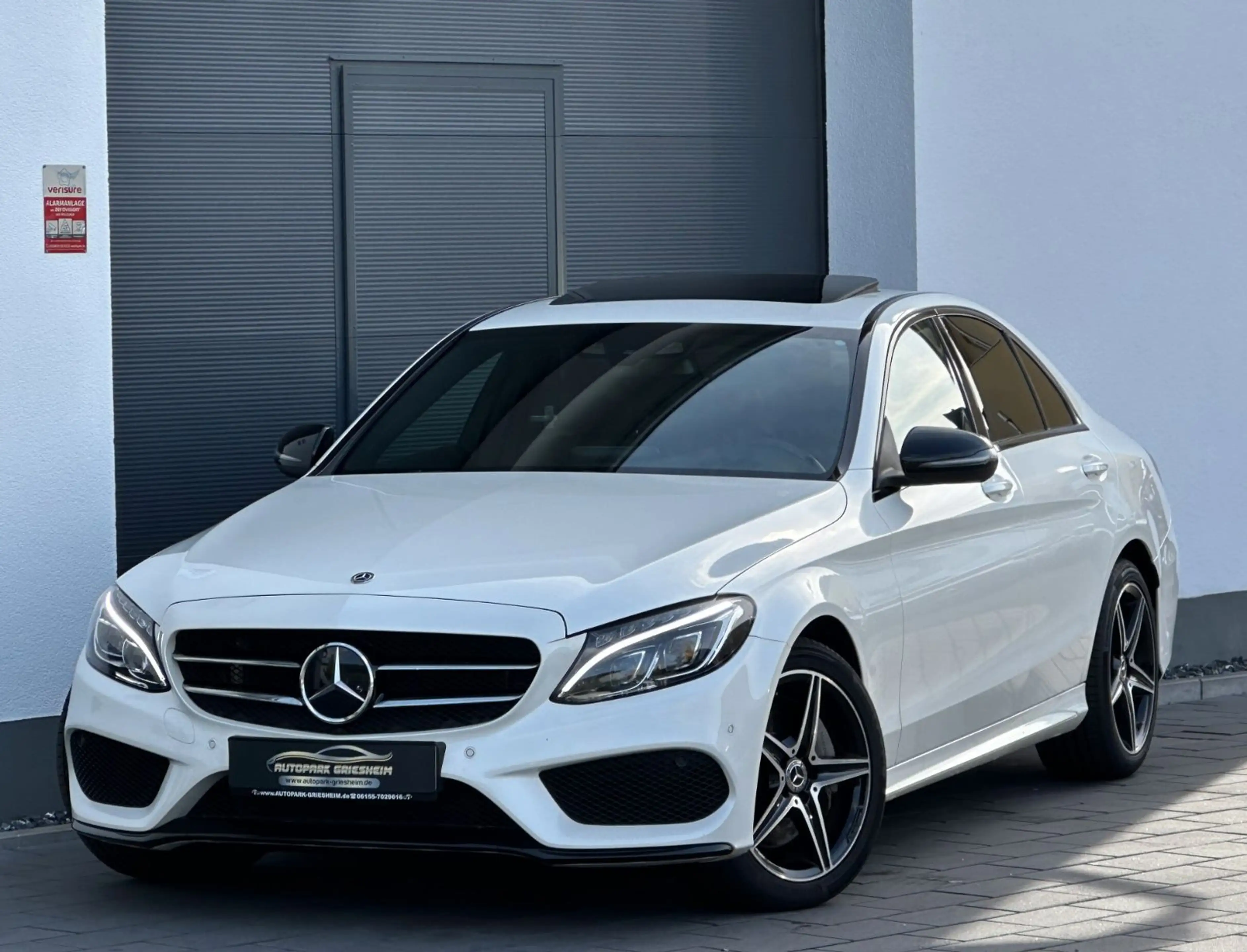 Mercedes-Benz C 400 4-M*AMG*DESIGNO*S-DACH*DIST+*MEMORY*KAMERA