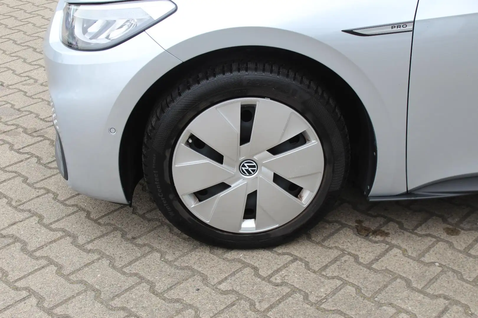 Volkswagen ID.3 Pro Performance Pro 62 kWh RFK Sitz+LRHzg 4*WR Silber - 2