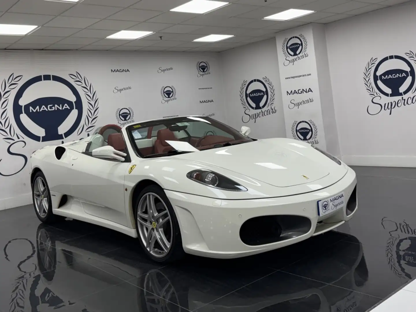 Ferrari F430 Spider F1 Blanc - 1