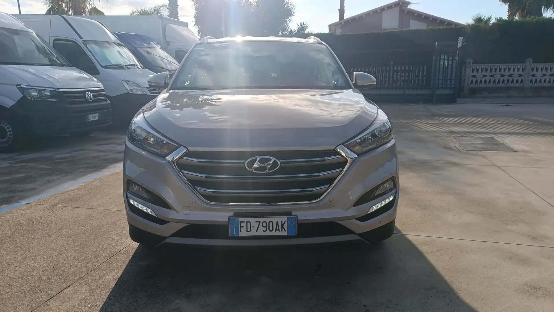 Hyundai TUCSON Tucson 1.7 CRDi XPossible Grigio - 2