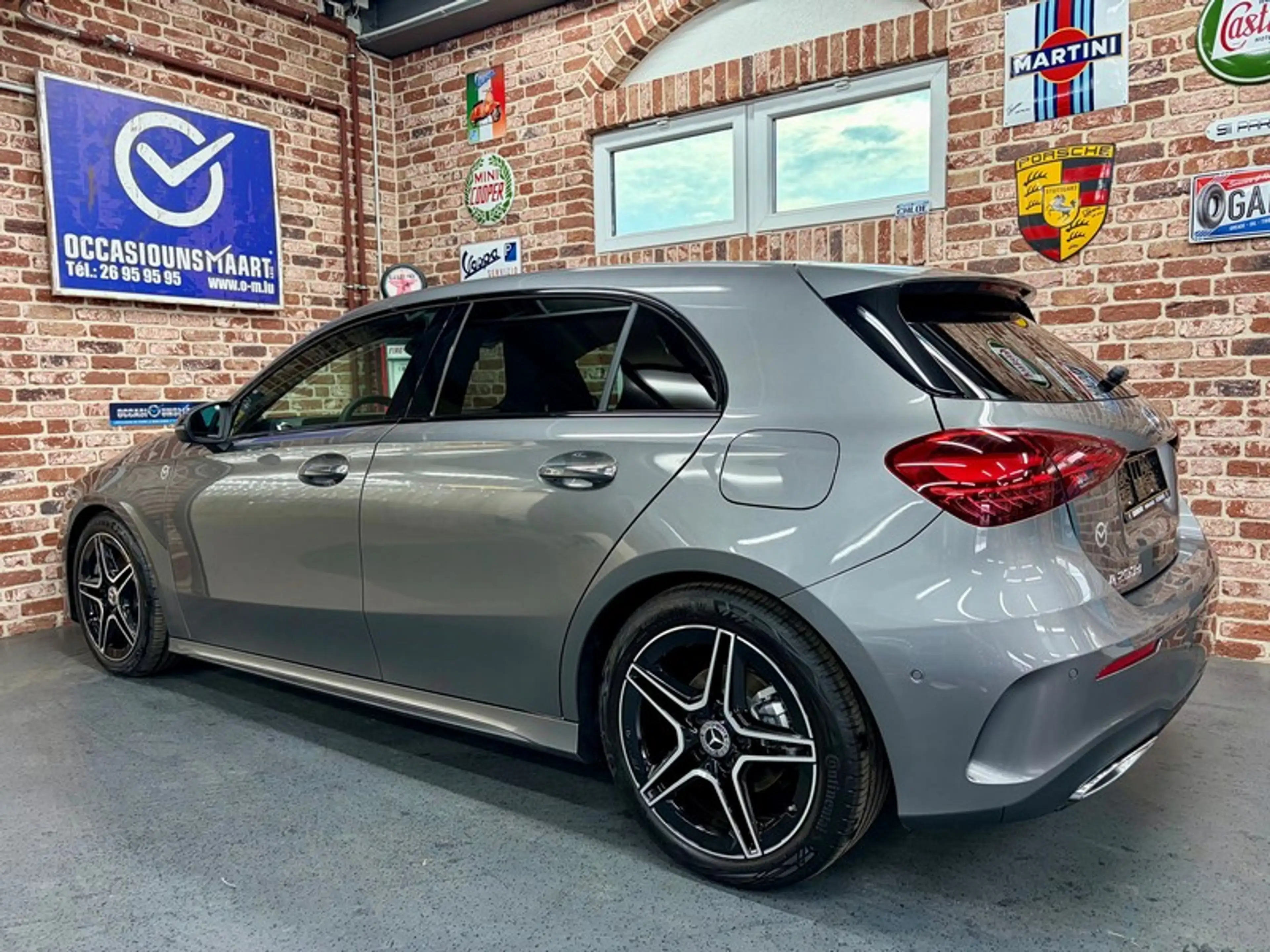 Mercedes-Benz A 200 A 200d 2.0 150cv Auto AMG-LINE (Neuf) — photo 2