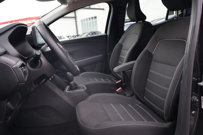 Dacia Sandero III 1.0 TCE Expression LED Navi Kamera — photo 29