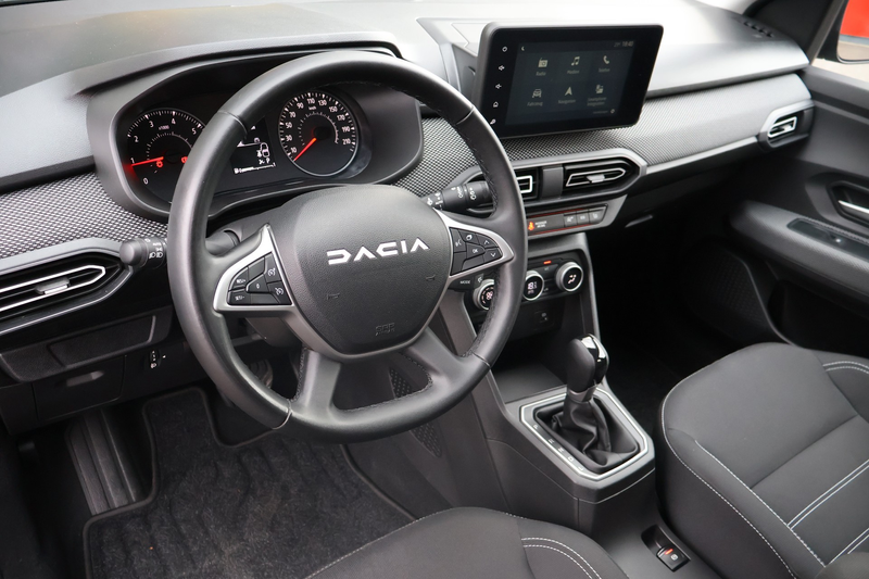 Dacia Sandero III 1.0 TCE Expression LED Navi Kamera — photo 7