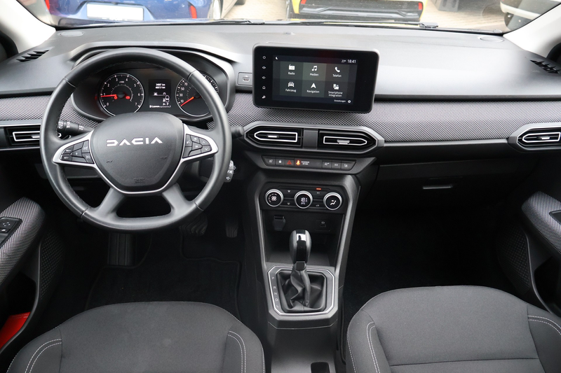 Dacia Sandero III 1.0 TCE Expression LED Navi Kamera — photo 8