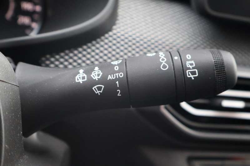 Dacia Sandero III 1.0 TCE Expression LED Navi Kamera — photo 26
