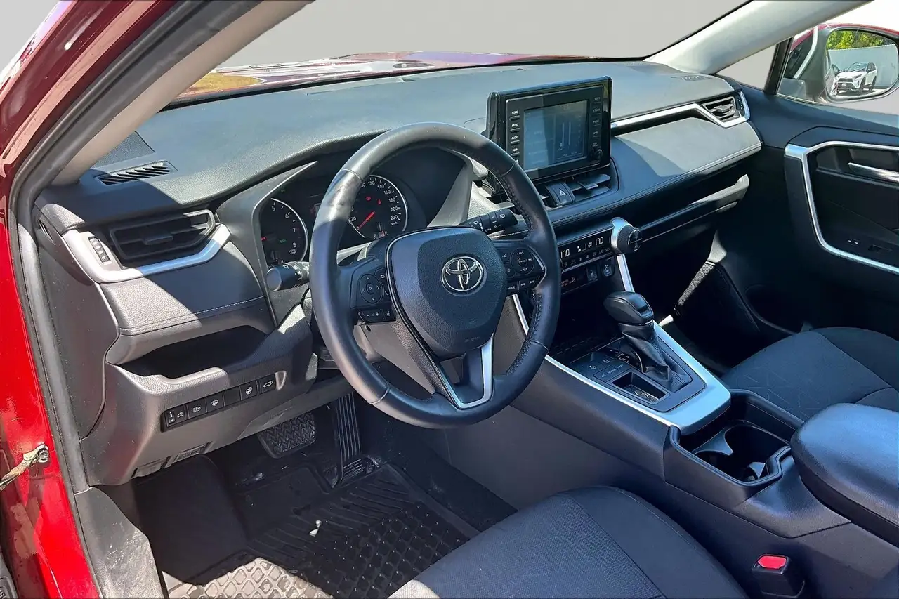 Toyota RAV 4 снимка Toyota RAV 4