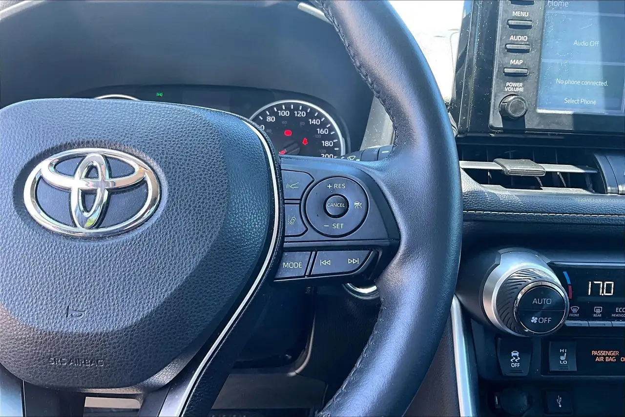 Toyota RAV 4 снимка Toyota RAV 4