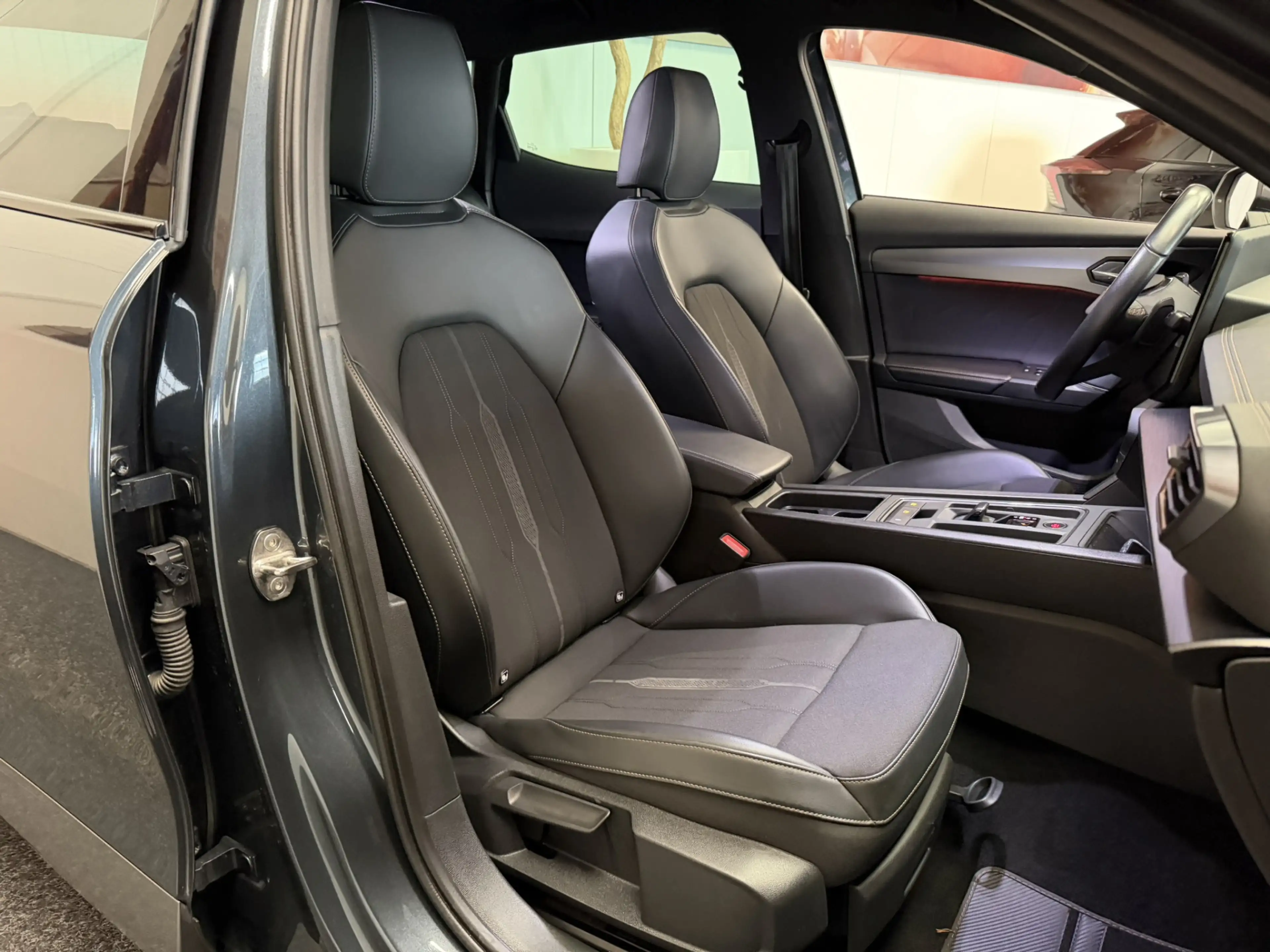 CUPRA Formentor 1.4 E-HYBRID BUSINESS NAVIGATIE ADAPTIVE CRUISE CO — photo 16
