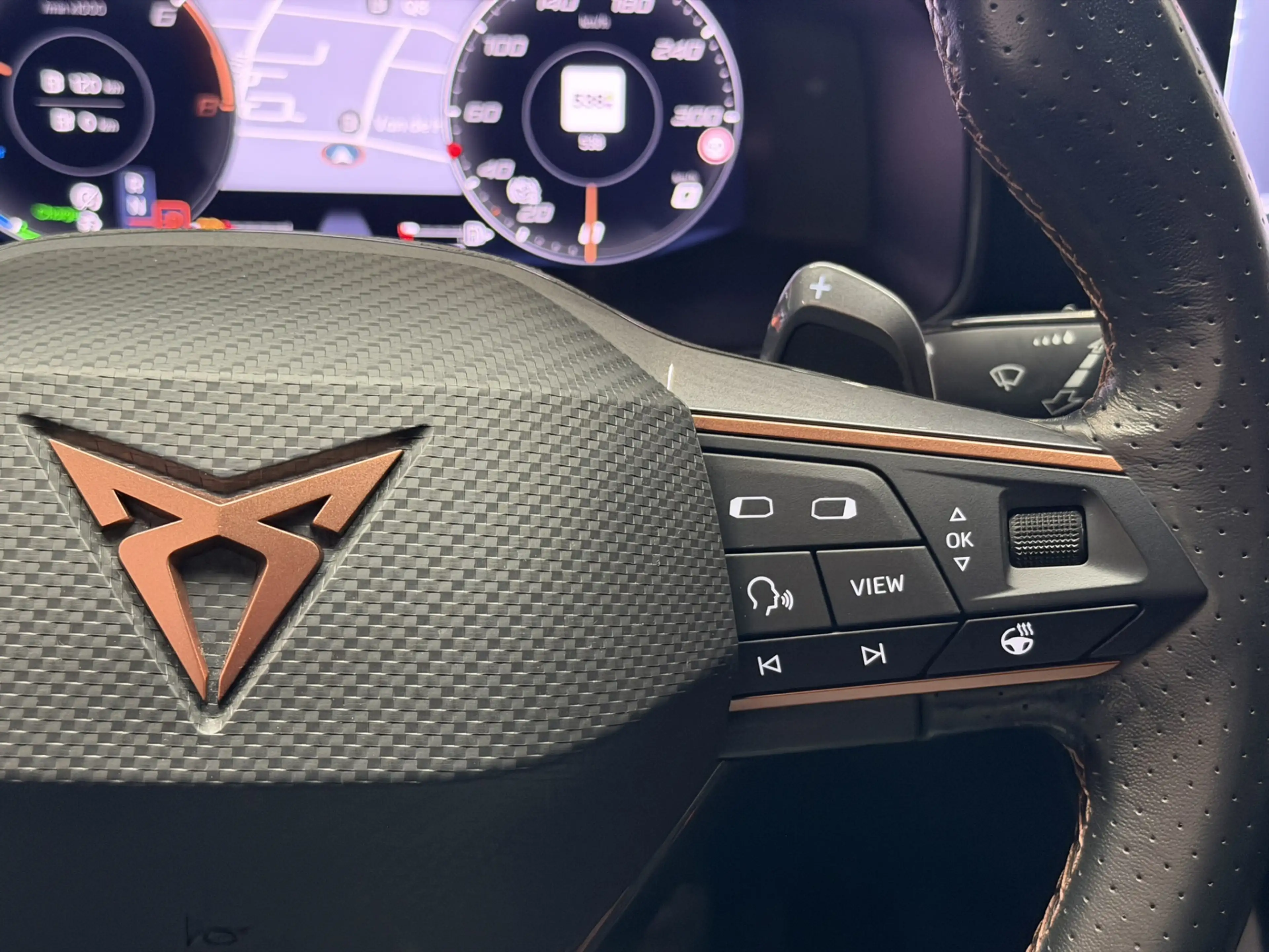 CUPRA Formentor 1.4 E-HYBRID BUSINESS NAVIGATIE ADAPTIVE CRUISE CO — photo 22
