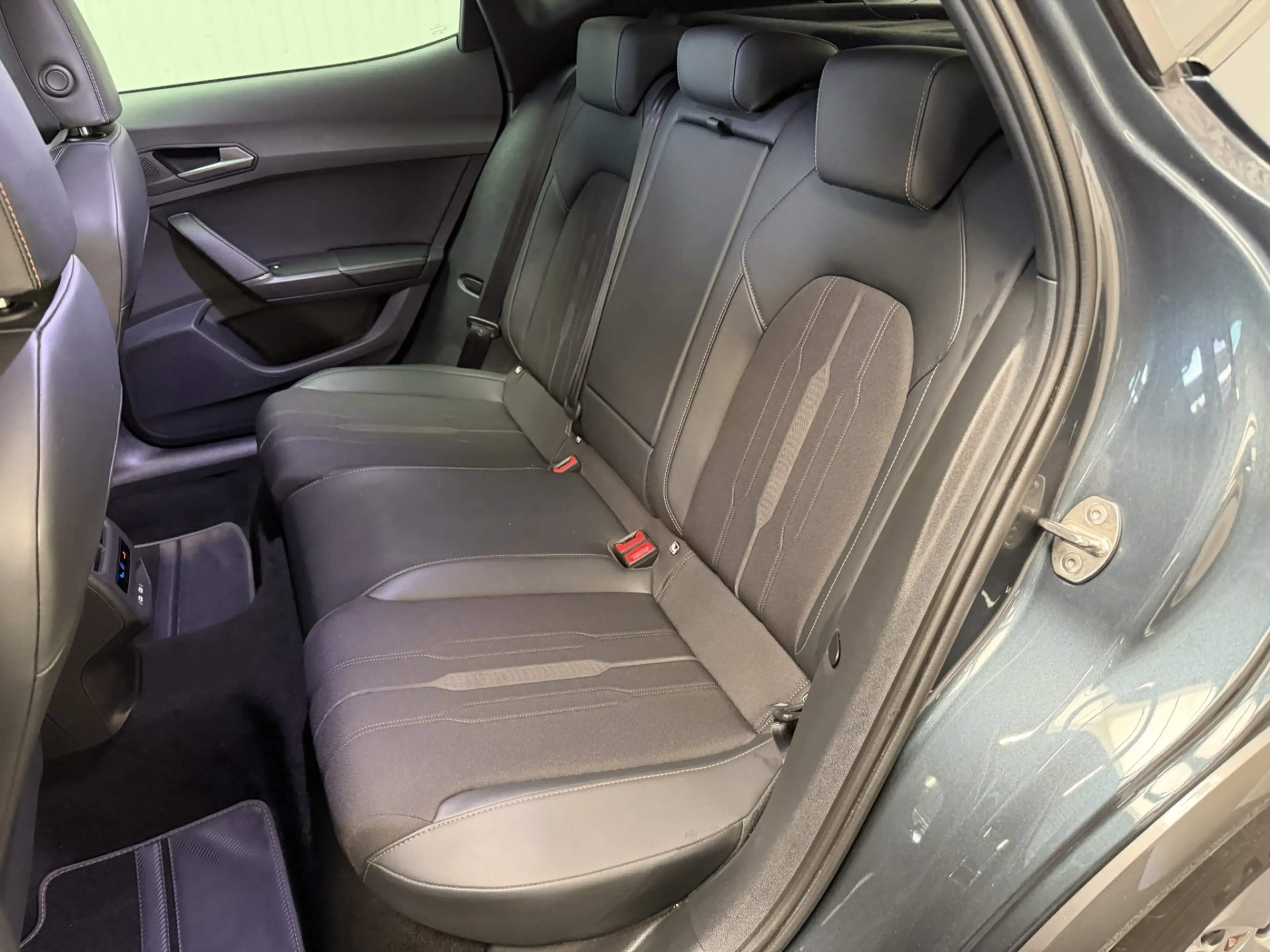 CUPRA Formentor 1.4 E-HYBRID BUSINESS NAVIGATIE ADAPTIVE CRUISE CO — photo 17