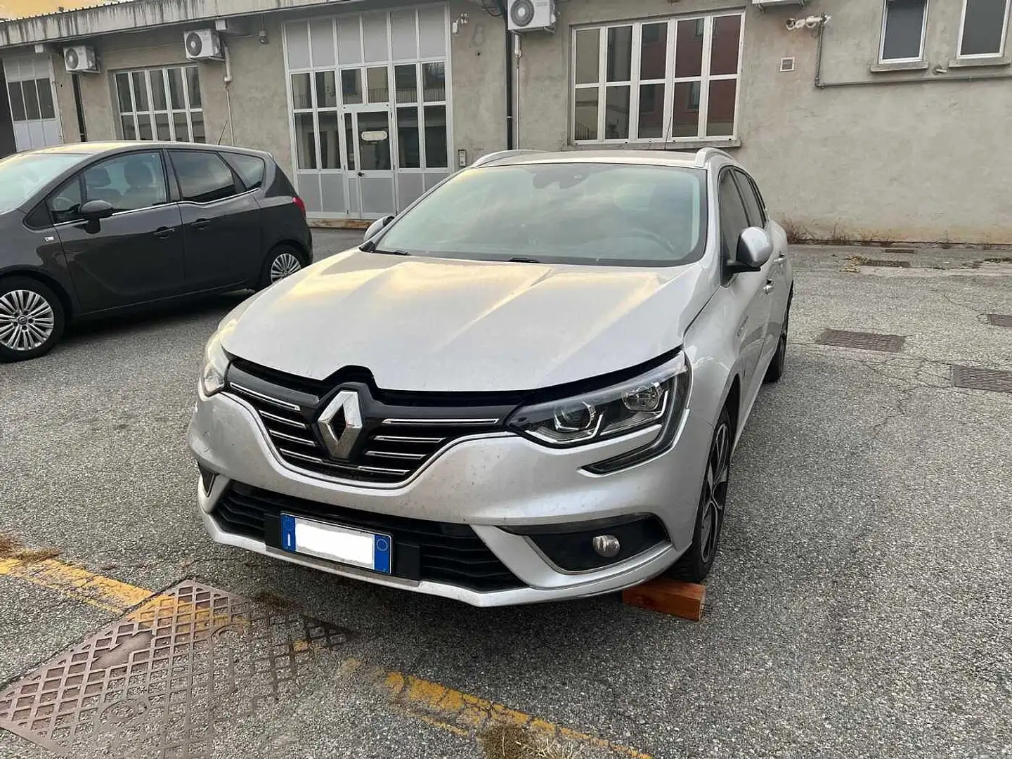Renault Megane Sporter TCe MOTORE DA RIVEDERE Zilver - 1