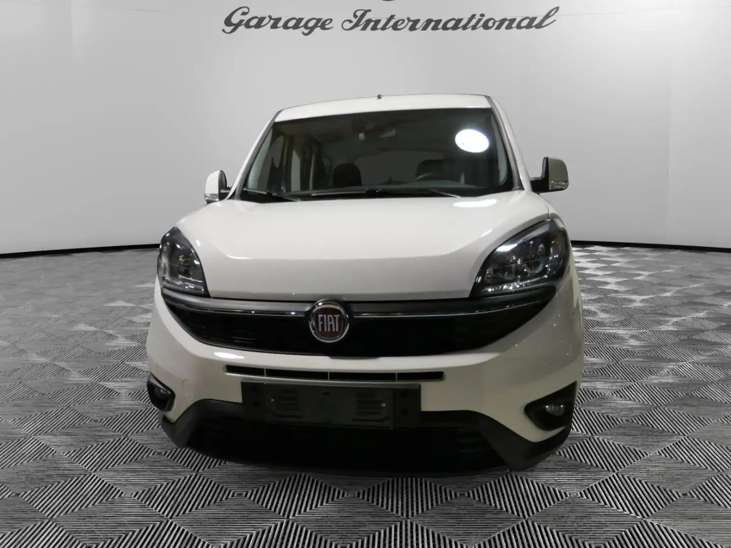 Fiat Doblo Doblo 1.6 MJT 105CV S&S Lounge Maxi Alb - 1