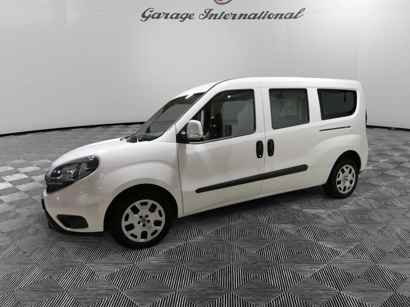 Fiat Doblo Doblo 1.6 MJT 105CV S&S Lounge Maxi Alb - 2
