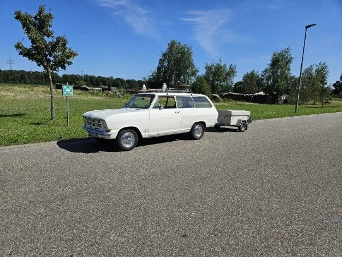 Opel Kadett Biały - 1