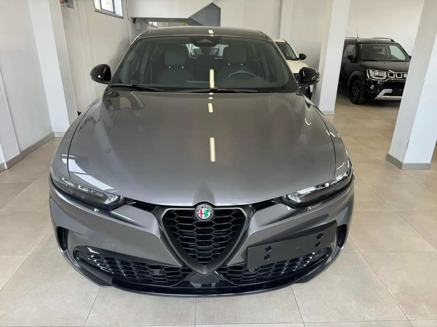 Alfa Romeo Tonale 1.6 diesel 130 CV TCT6 Sprint Gris - 2