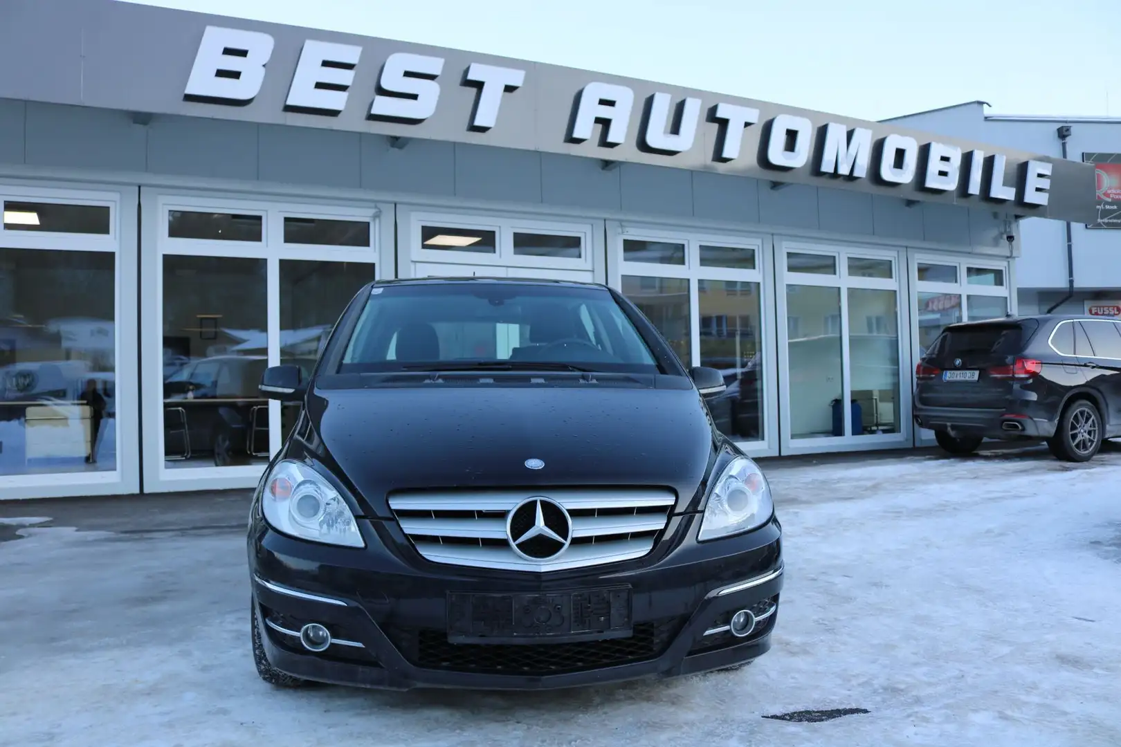 Mercedes-Benz B 170 Basic (für Interesse am Innland-wird in diesem Zu Schwarz - 1