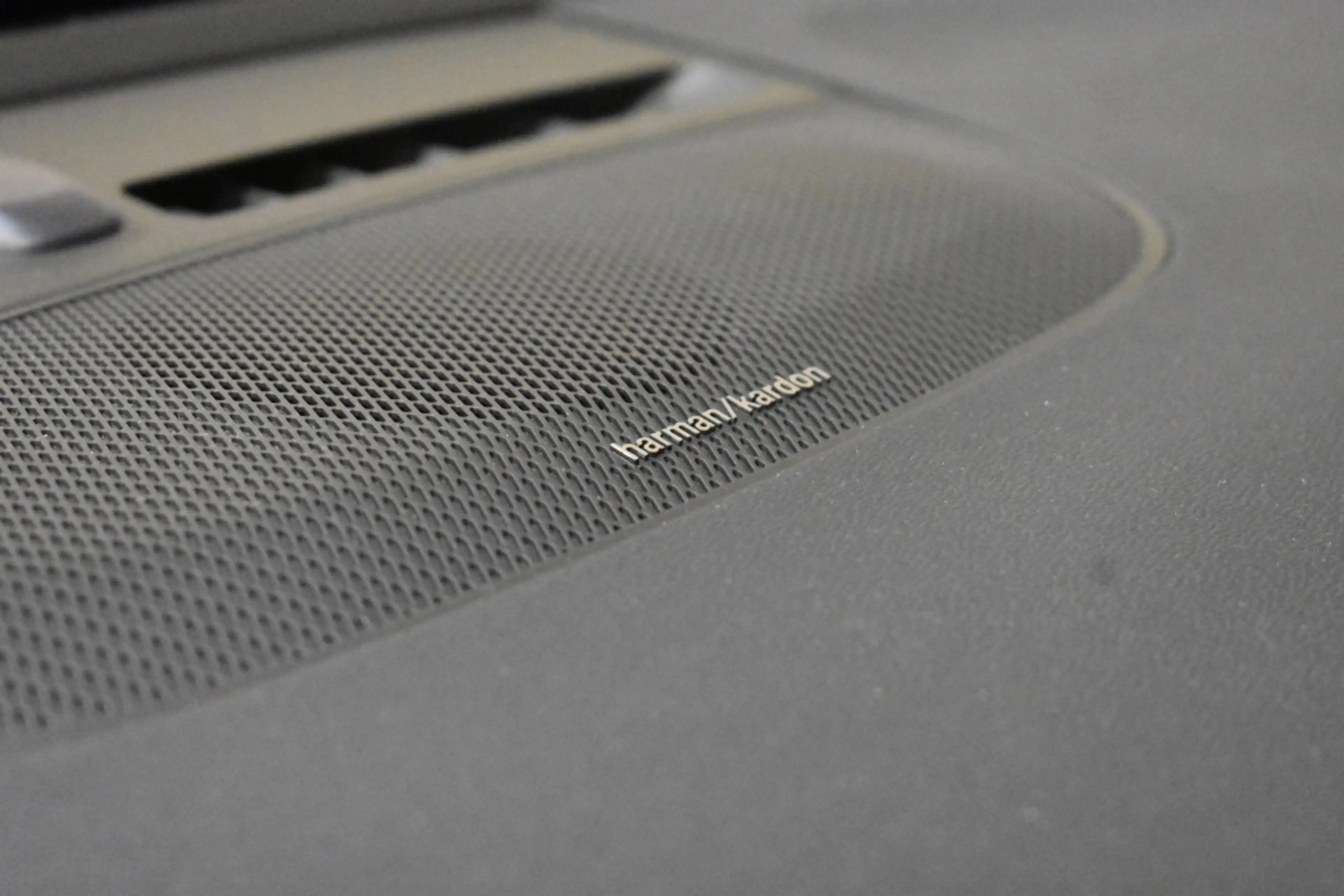 Volvo EC40 Twin Performance Ultra Black Edition 82 kWh/442PK — photo 6