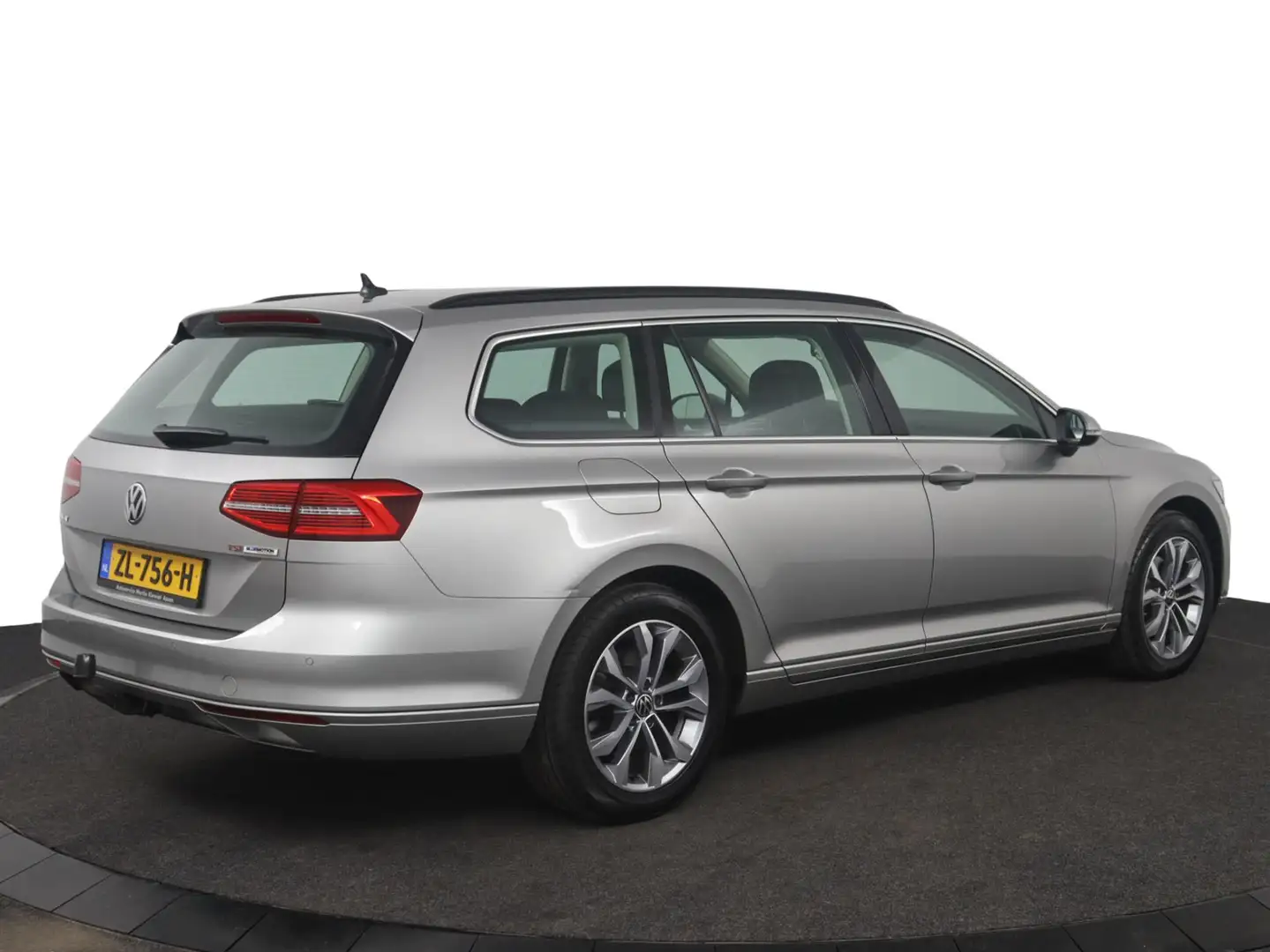 Volkswagen Passat Variant 1.8 TSI Business Edition|17"|Stoelverwarming|ACC|T Grey - 2