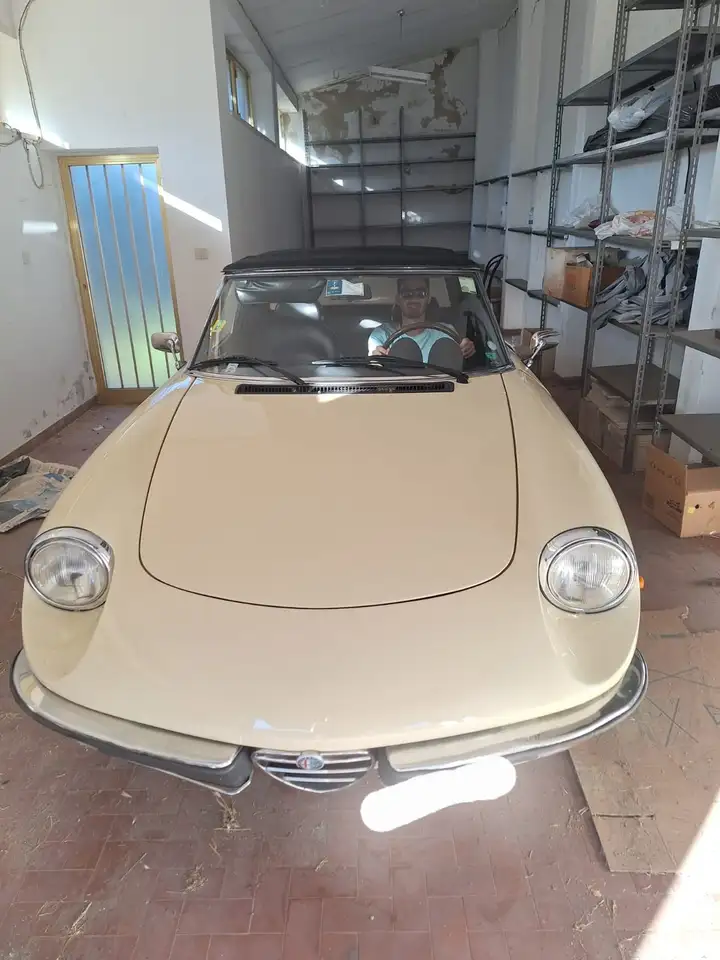 Alfa Romeo Spider 2.0 Veloce 131cv, foto 1