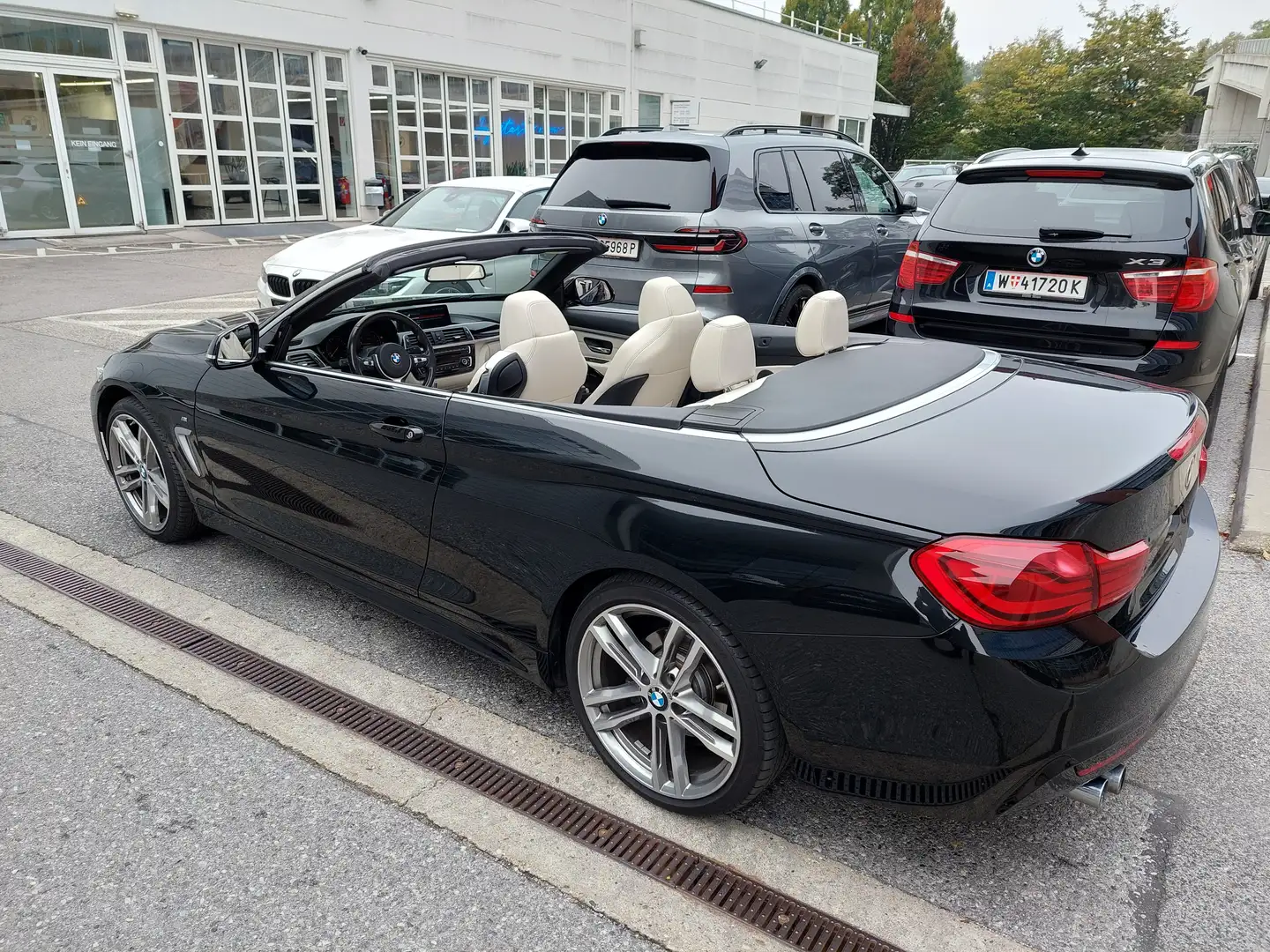 BMW 430 430i Cabrio Sport Line Aut. Sport Line Schwarz - 1