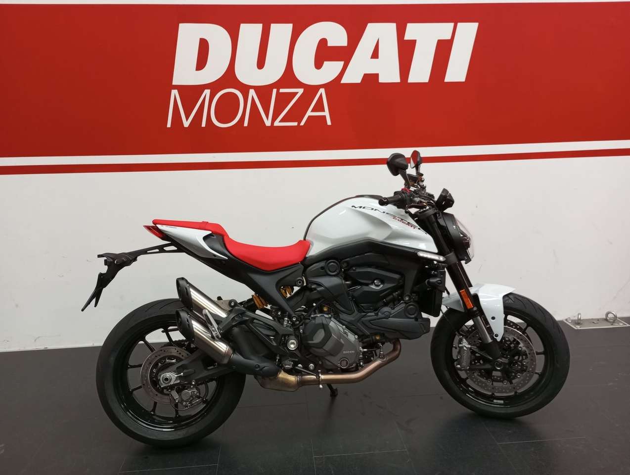 Ducati Monster 937