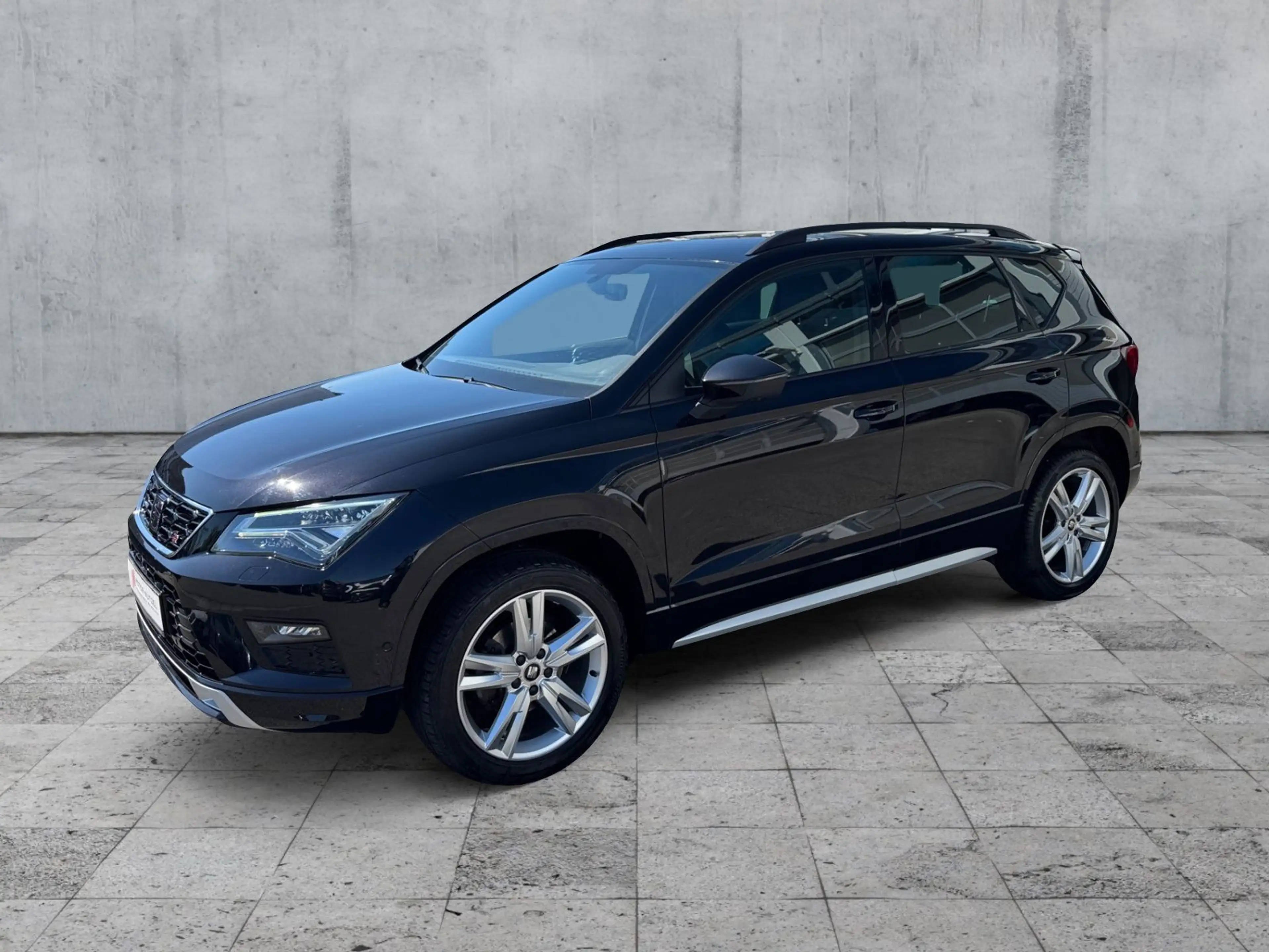 SEAT Ateca FR 1.5 TSI LED+NAV+APP+SHZ+RFK+GRA+DAB+VC — photo 2