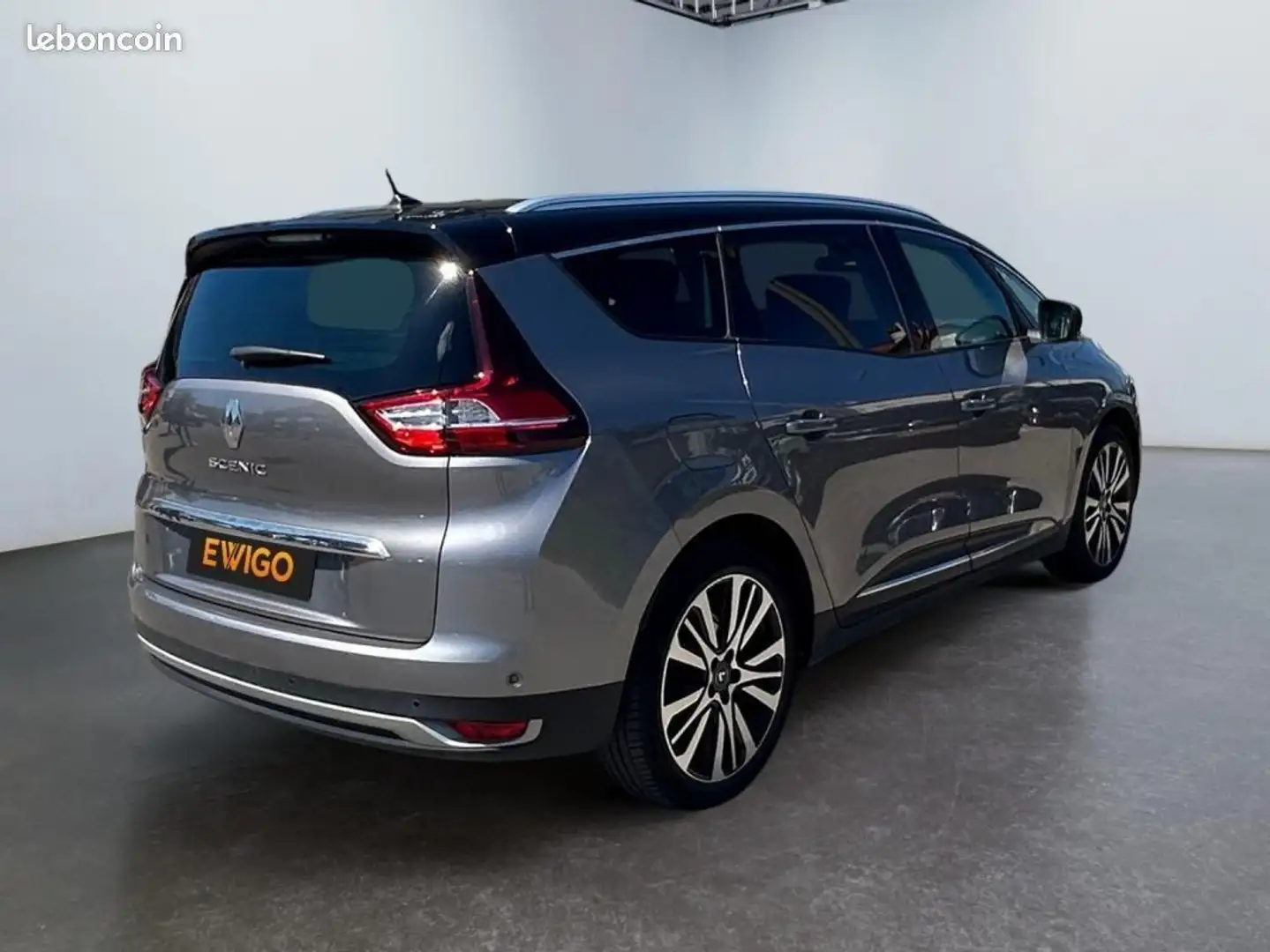 Renault Grand Scenic Scénic 1.7 BLUEDCI 150 INITIALE PARIS EDC BVA Grau - 2