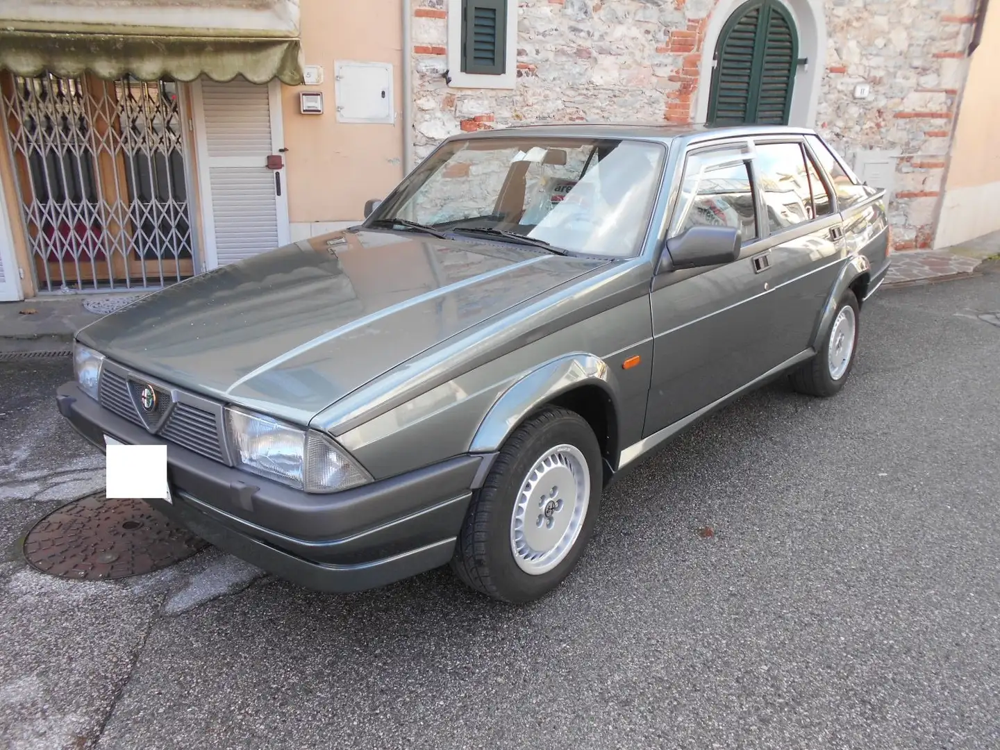 Alfa Romeo 75 75 2.0i ts Vert - 2