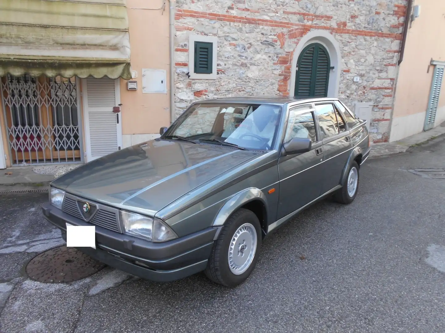Alfa Romeo 75 75 2.0i ts Vert - 1