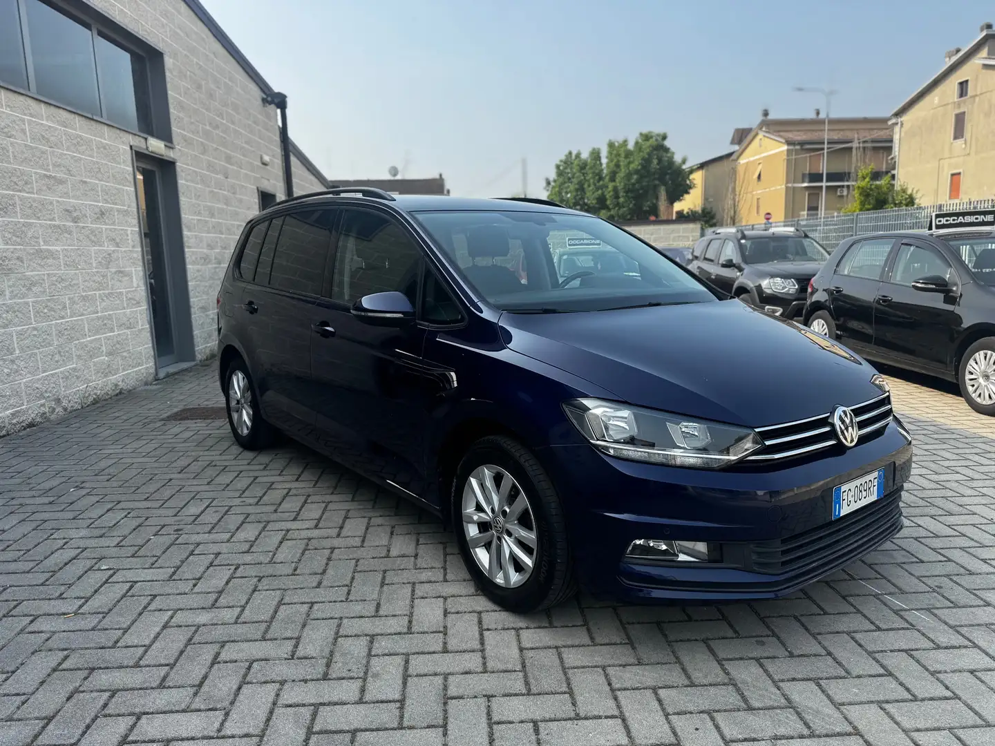 Volkswagen Touran Touran III 2015 1.6 tdi Executive 115cv dsg Blau - 2