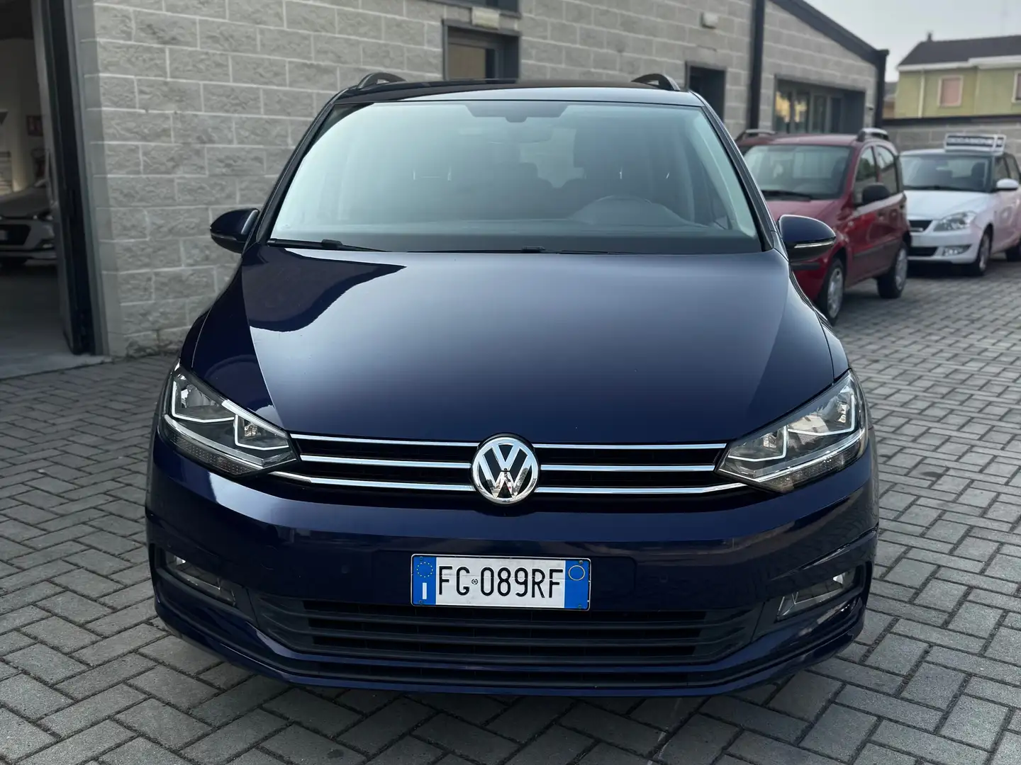 Volkswagen Touran Touran III 2015 1.6 tdi Executive 115cv dsg Blau - 1