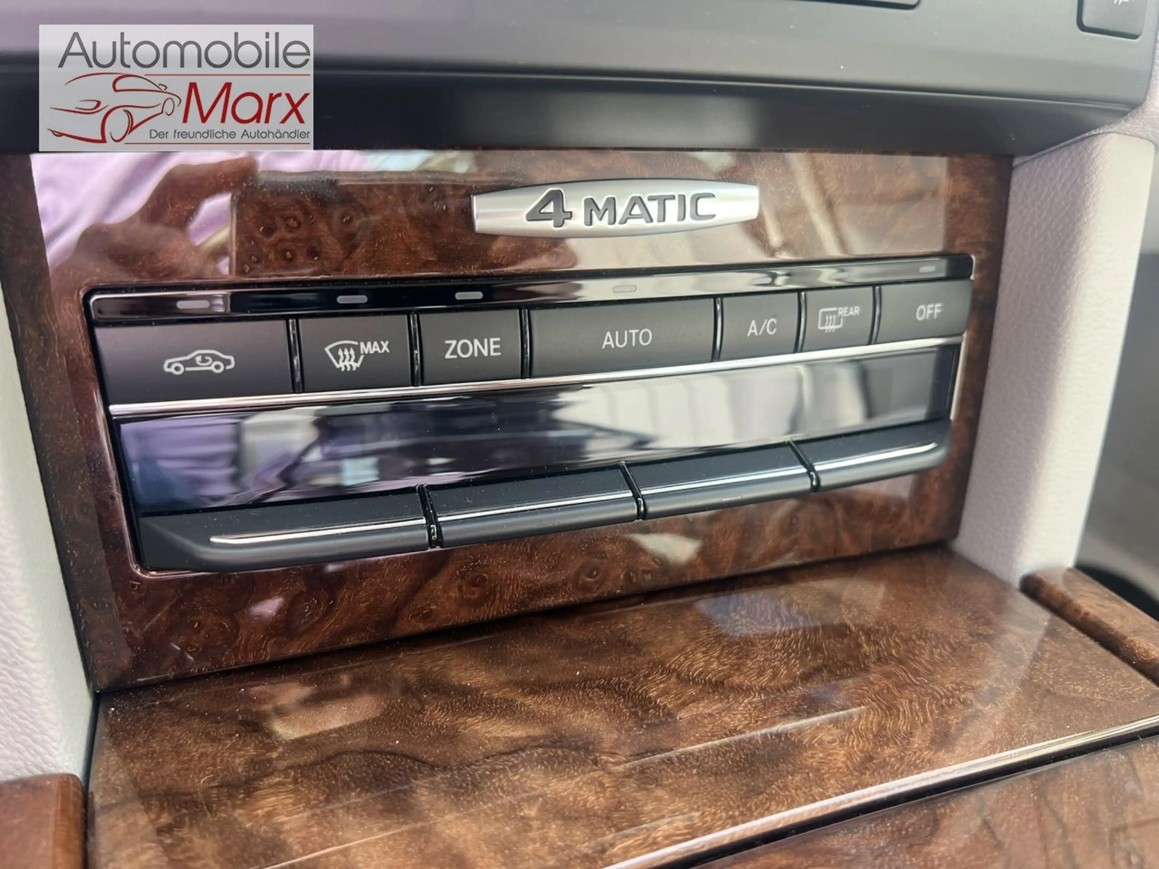 Mercedes-Benz E 350 E 350 4Matic Elegance — photo 18