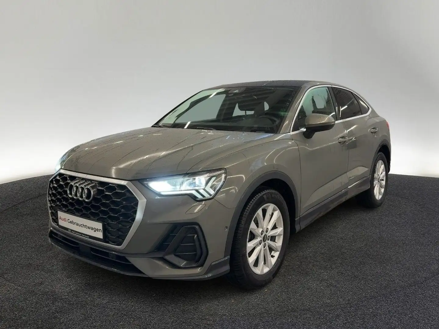 Audi Q3 35 TDI Standh. Pano Matrix Kamera Gris - 2
