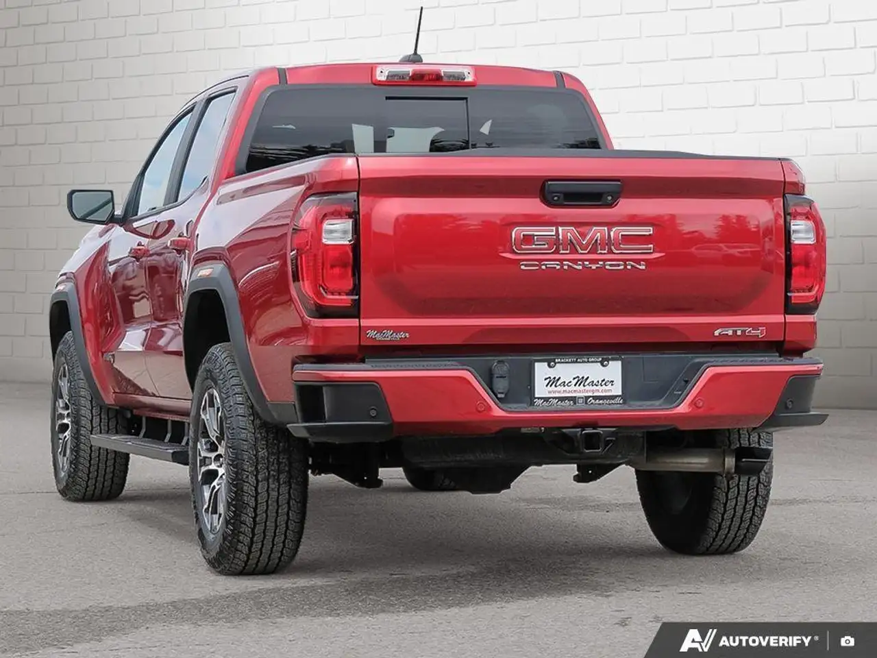 GMC Canyon снимка GMC Canyon