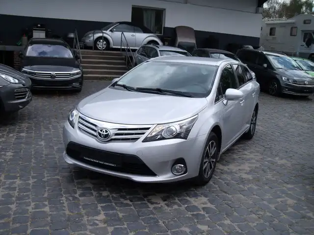 Toyota Avensis Kombi Edition