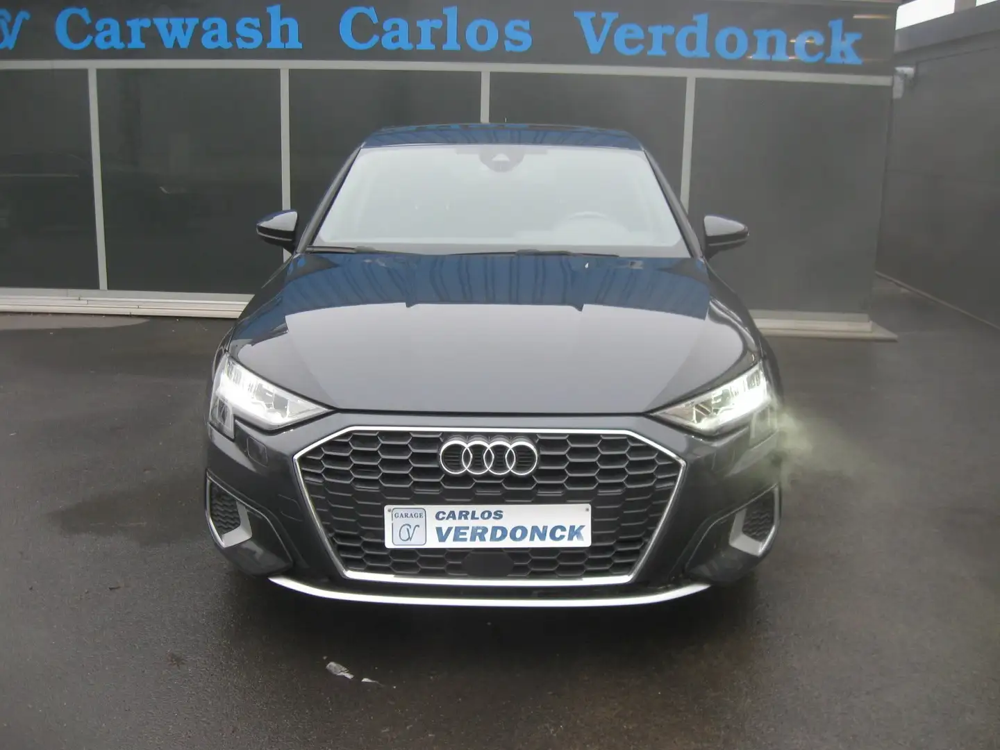 Audi A3 30 TFSI ADVANCED Zwart - 1